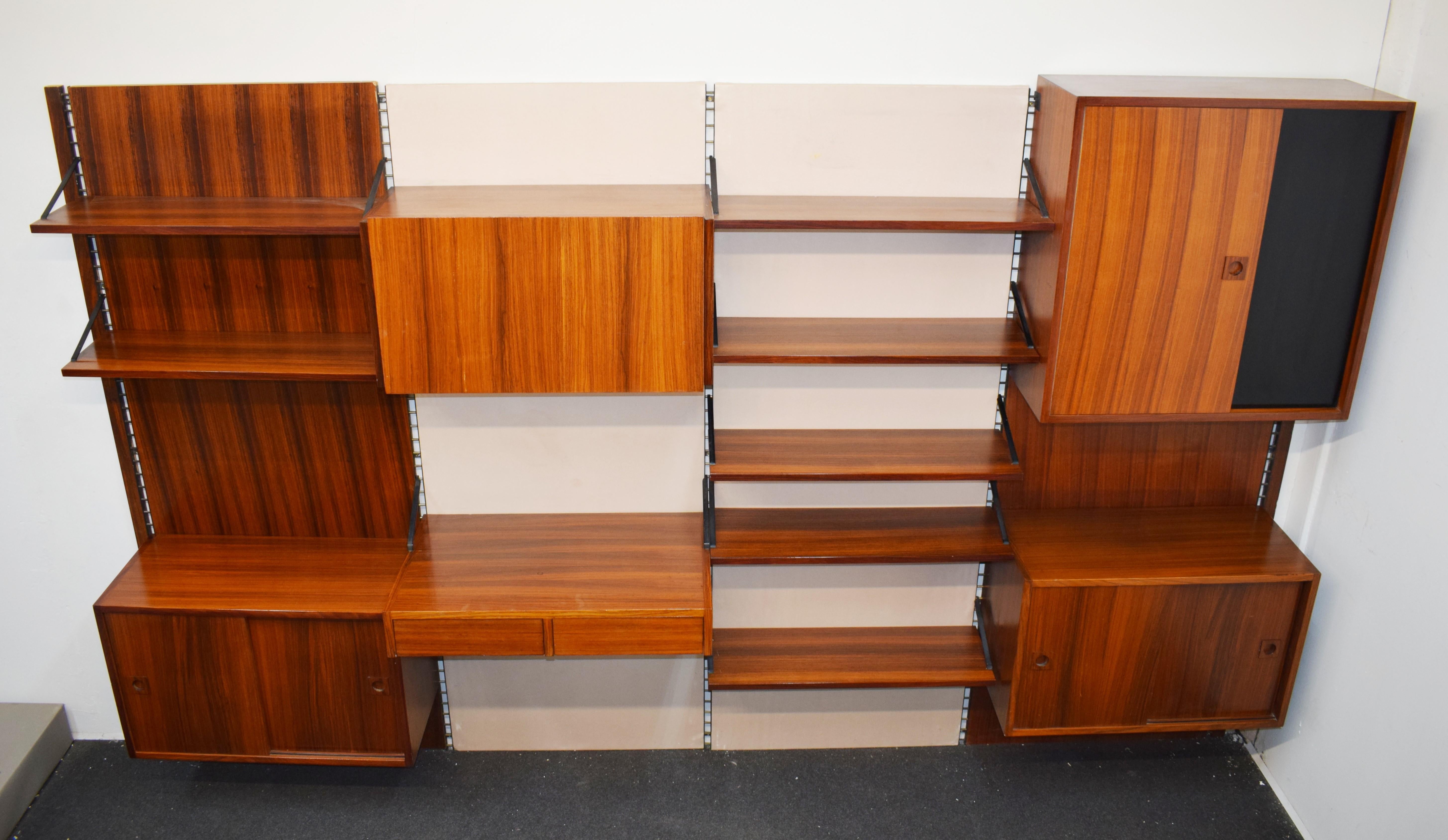 Italian large bookcase, 1970s For Sale 8