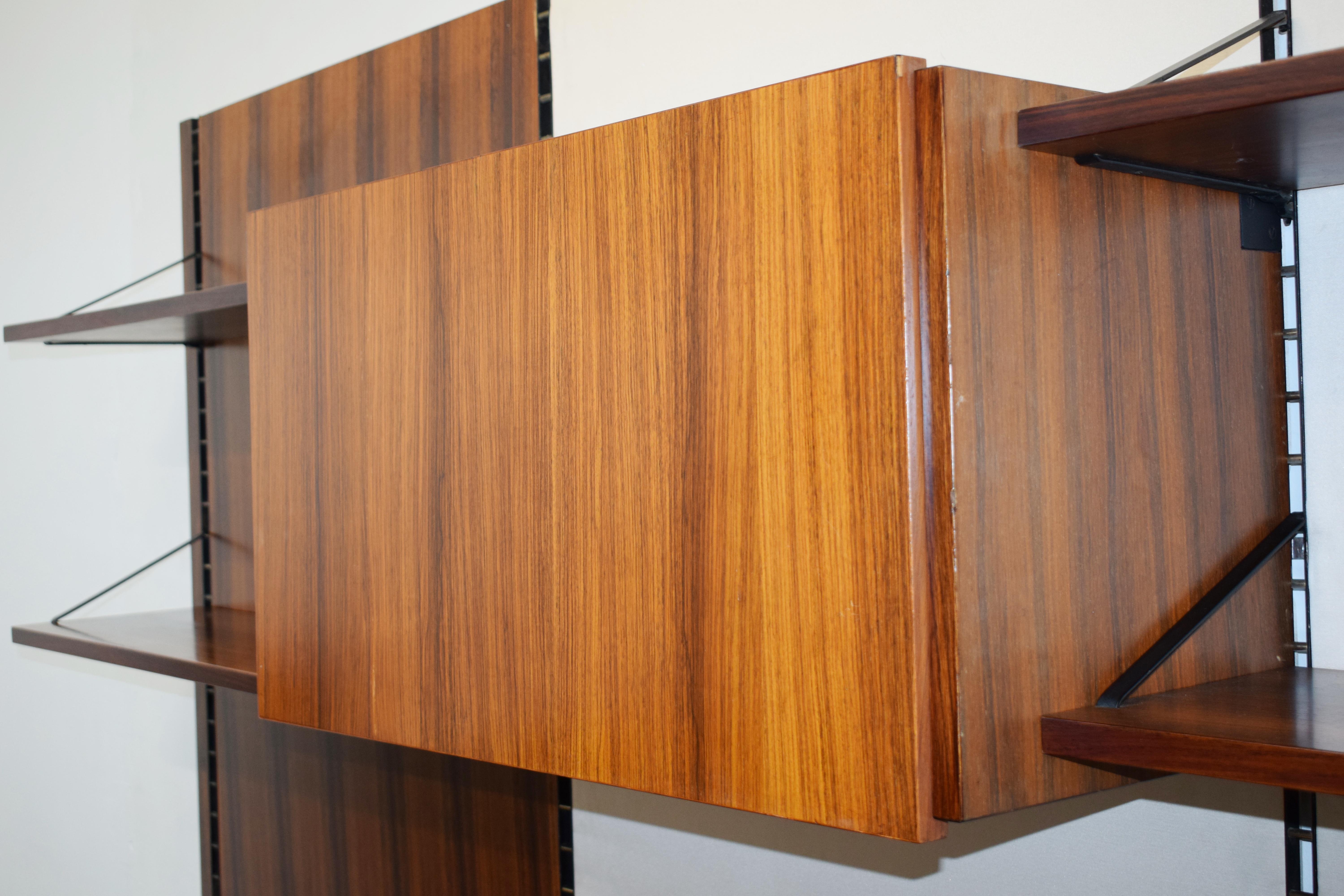 Late 20th Century Italian large bookcase, 1970s For Sale