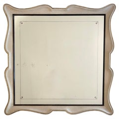 Specchio italiano di grandi dimensioni con texture crema e doratura, circa 1940