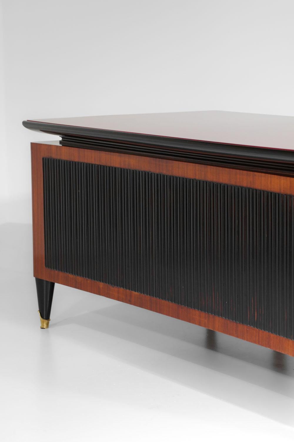 Italian large Desk by Vittorio Dassi solid wood and glass 60s - G725 For Sale 10