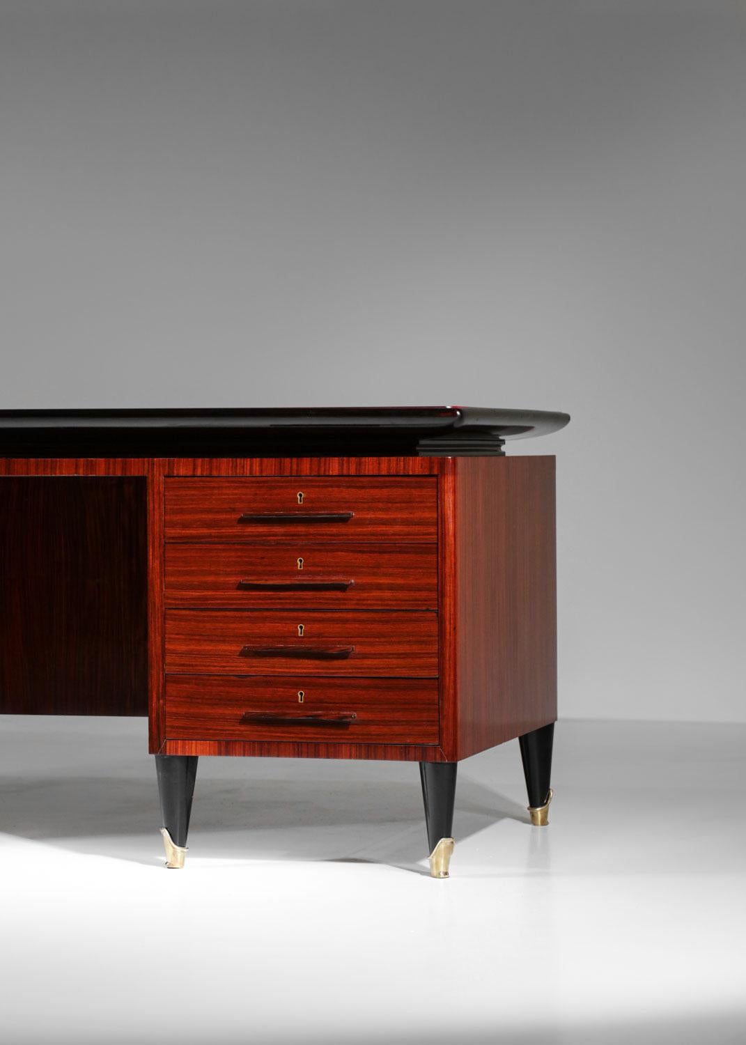 Mid-Century Modern Italian large Desk by Vittorio Dassi solid wood and glass 60s - G725 For Sale