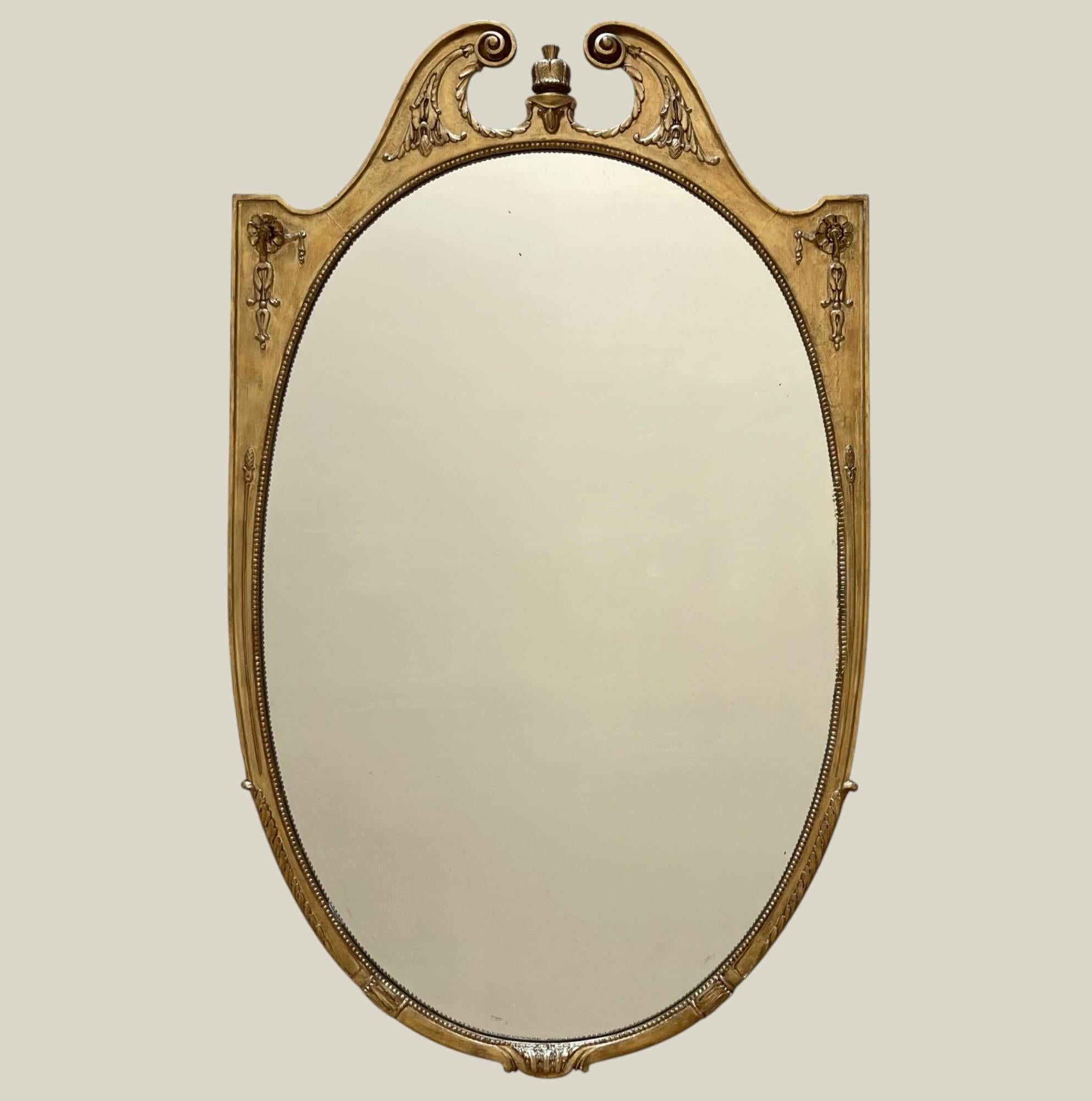 Italian Large Giltwood Mirror circa 1940 For Sale 2