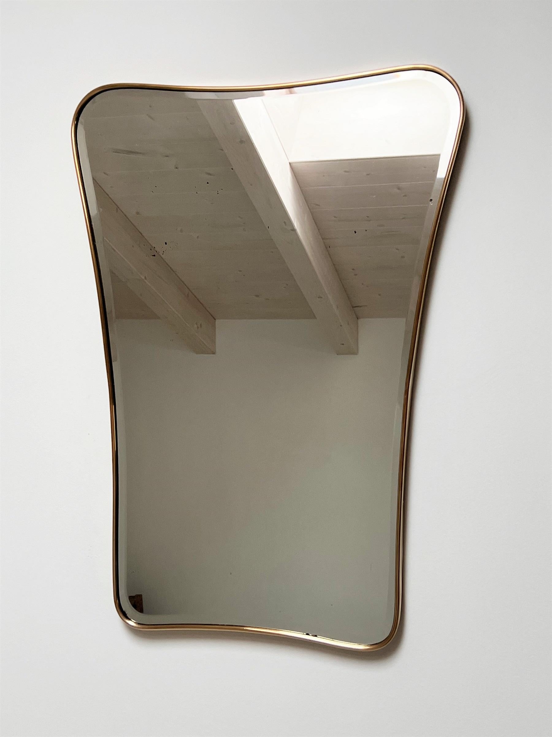 Late 20th Century Italian Large Midcentury Vintage Wall Mirror with Cut Glass and Brass Frame For Sale