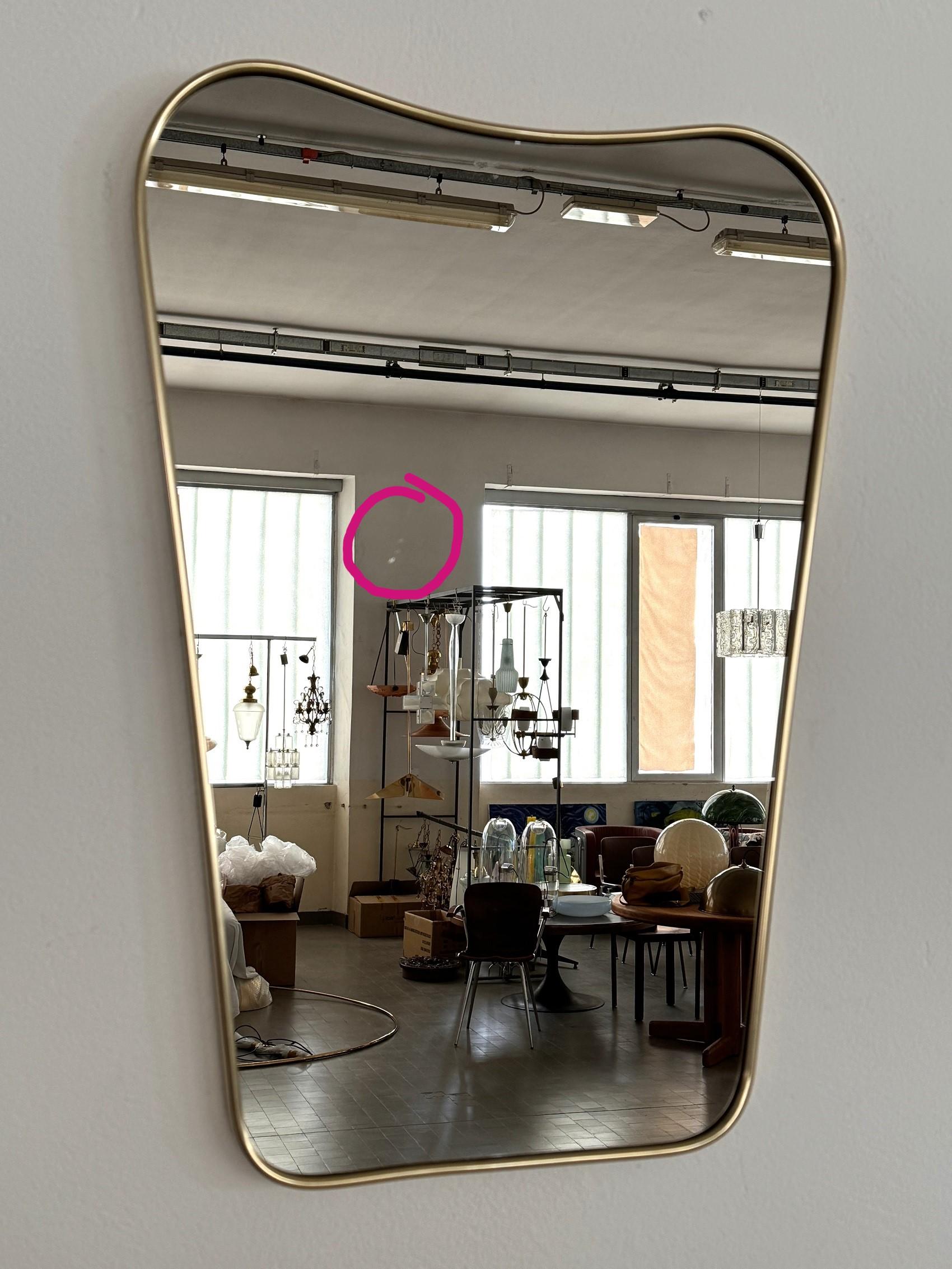 Grand miroir mural italien du milieu du siècle dans le style Giò Ponti, 1970 en vente 5