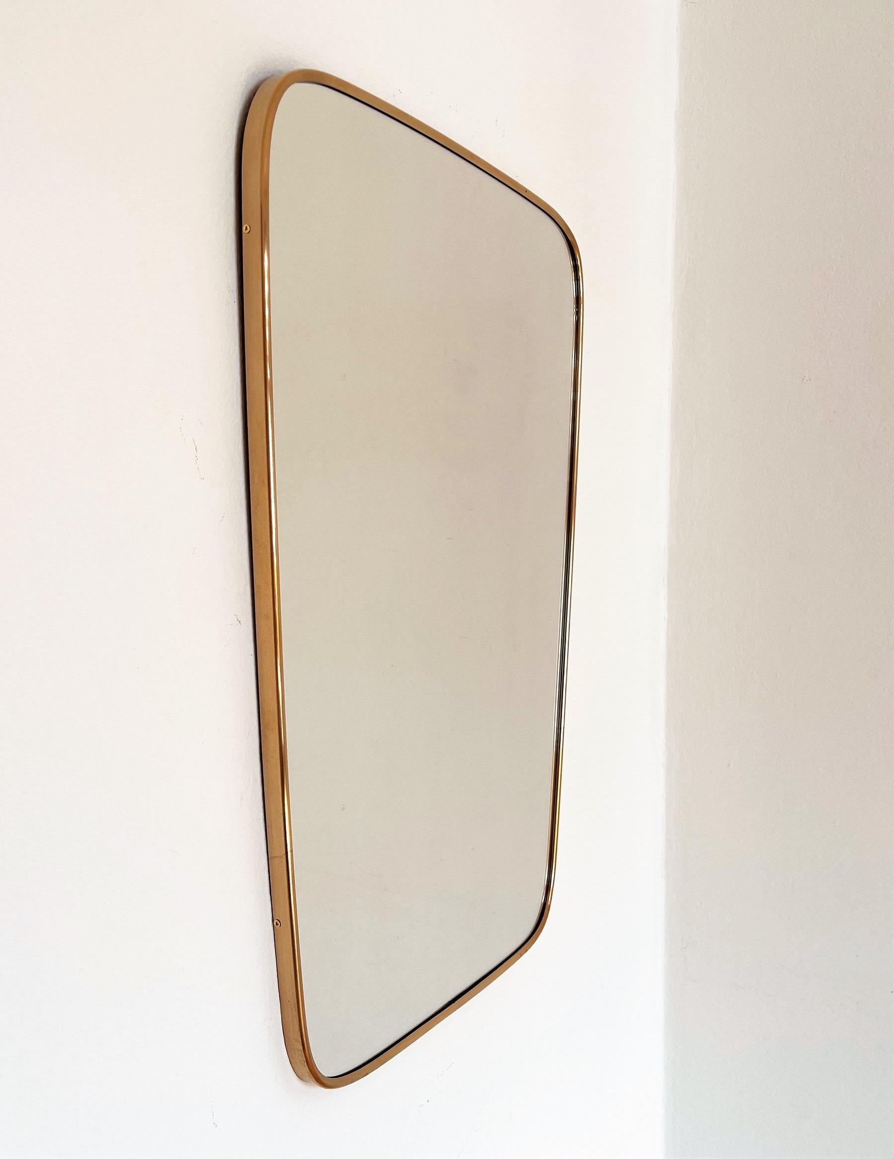 Italian Large Mid-Century Modern Vintage Wall Mirror with Brass Frame, 1970s 1