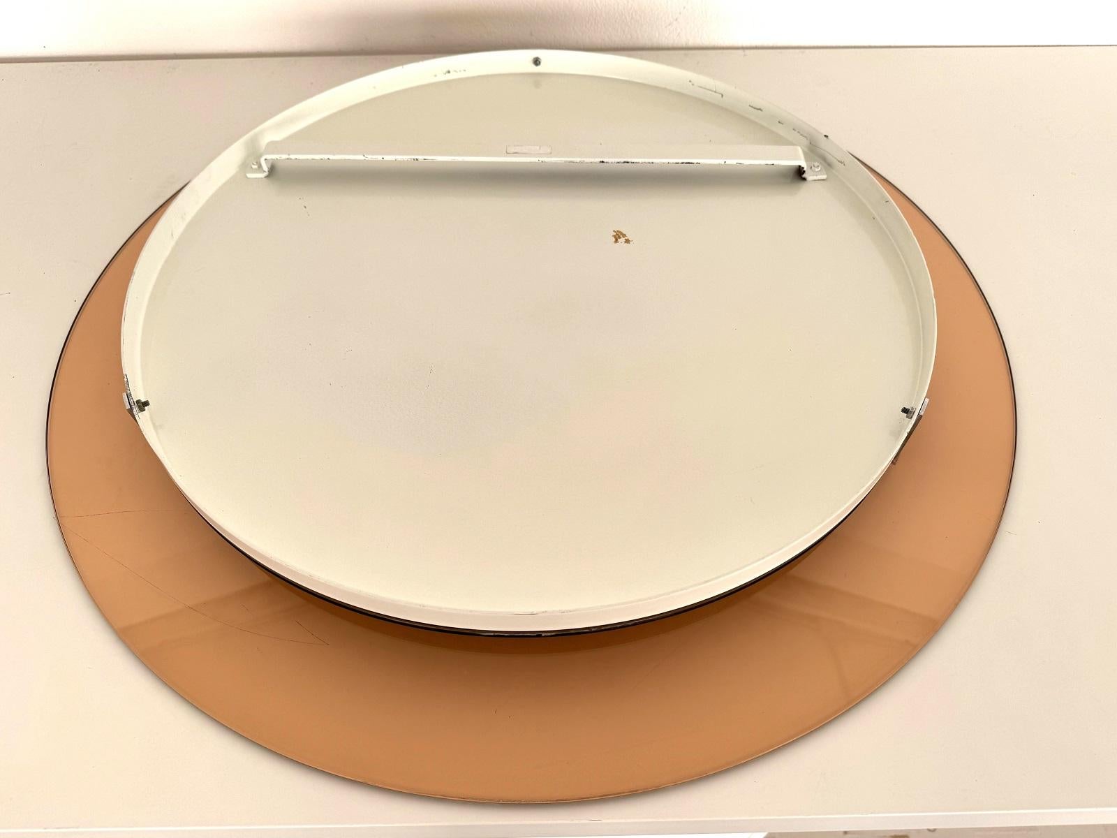 Grande specchio da parete in vetro rotondo italiano del Medioevo in rosa, anni '70 in vendita 7