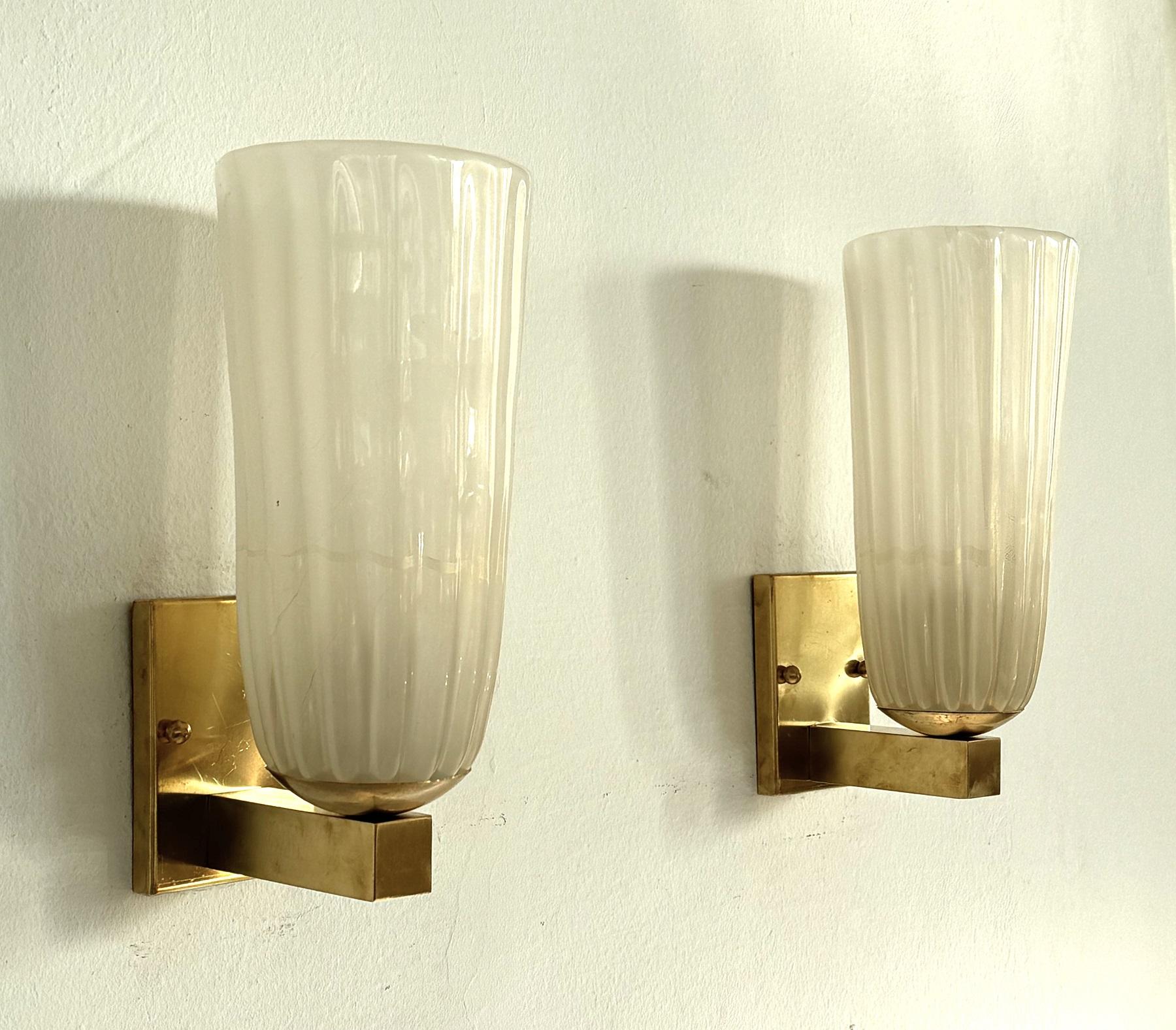 Große italienische Wandleuchten aus Murano-Glas und Messing im Art-Déco-Stil, 1990er Jahre im Angebot 3