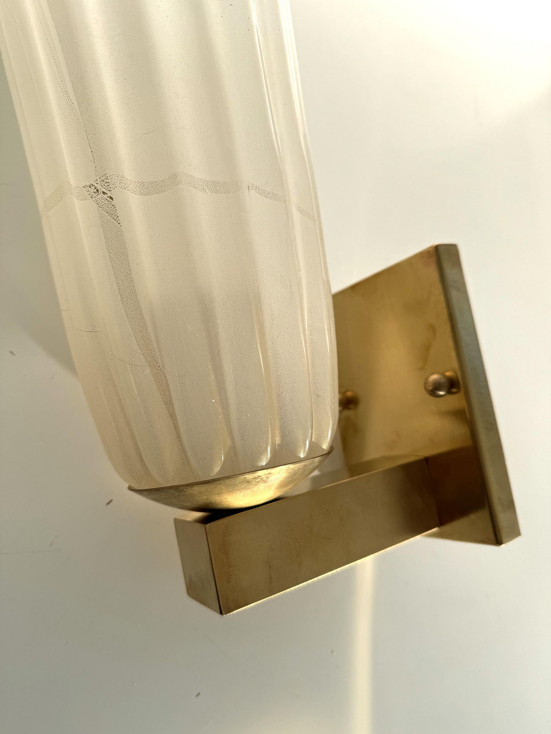 Apliques italianos grandes de cristal de Murano y latón en estilo Art Déco, años 90 en venta 5