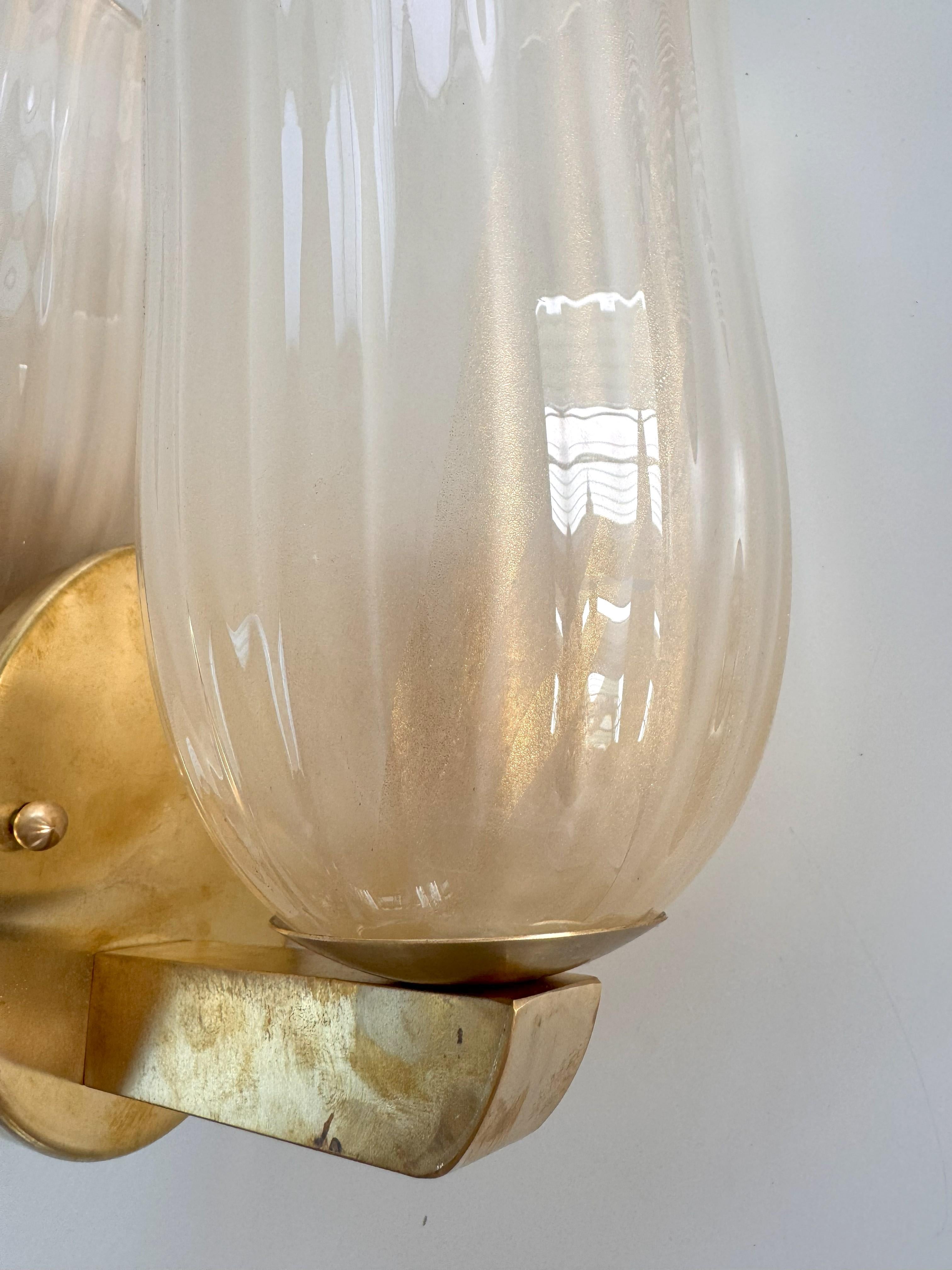 Apliques italianos grandes de cristal de Murano y latón en estilo Art Déco, años 90 en venta 5