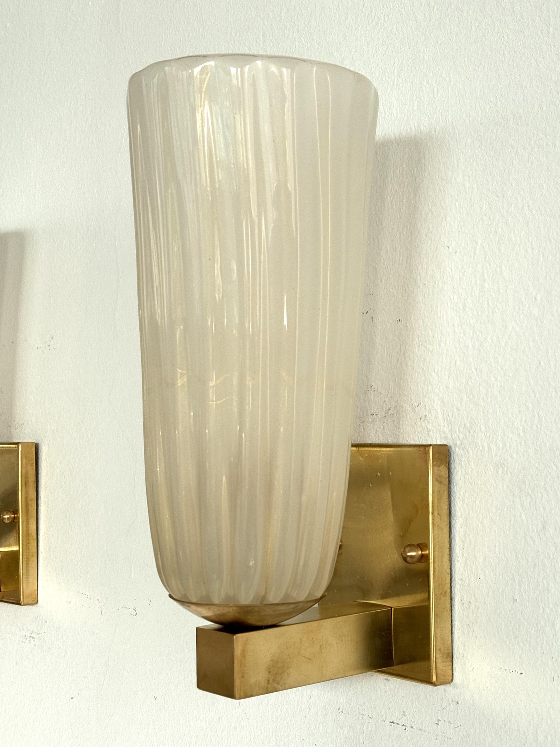Große italienische Wandleuchten aus Murano-Glas und Messing im Art-Déco-Stil, 1990er Jahre im Angebot 2