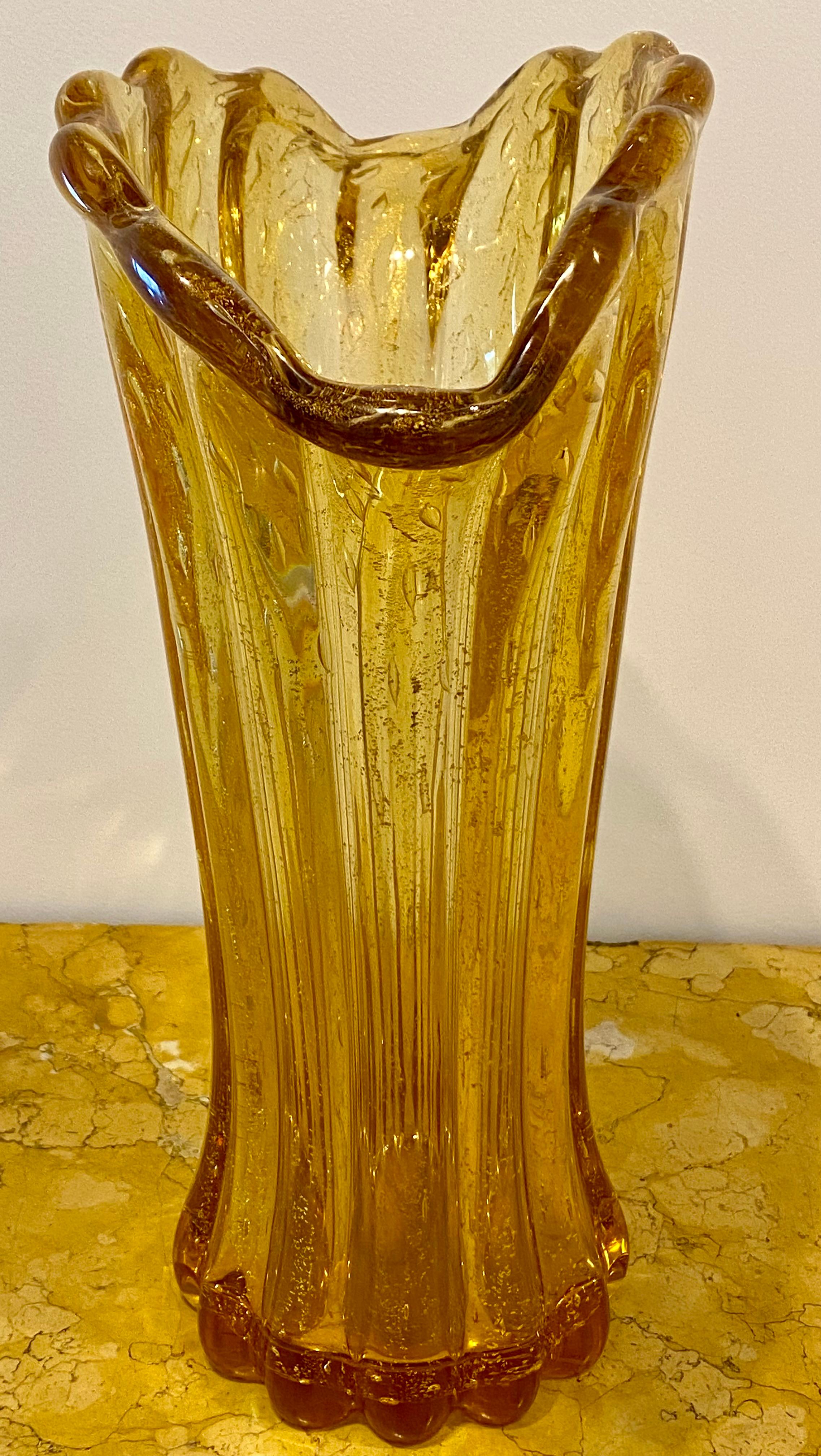 Große italienische Murano-Vase, signiert Simone Mian, um 1980 (Moderne der Mitte des Jahrhunderts) im Angebot