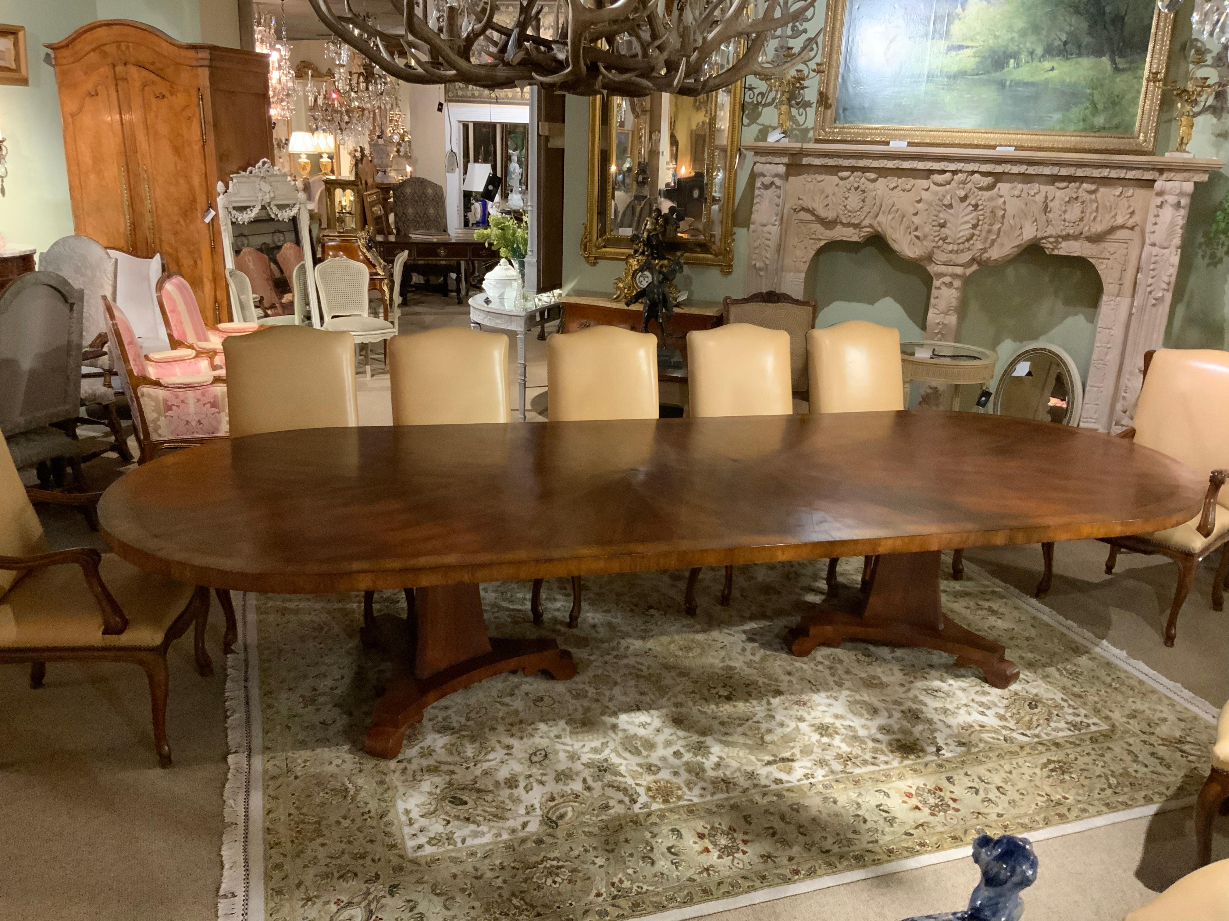Italian Large Oval Dining Table with Two Pedestals 12 Leather High Back Chairs In Good Condition In Houston, TX