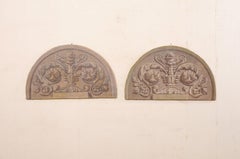 Italian Large Pair of Neoclassic Painted Canvas Arched Wall Decorations, 19th C.