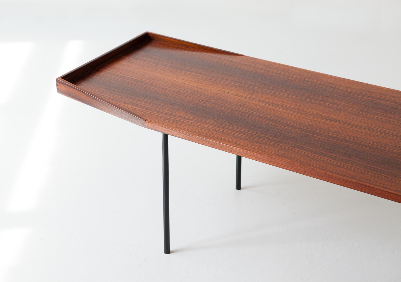 Gran mesa de centro italiana de madera exótica, años 50 1