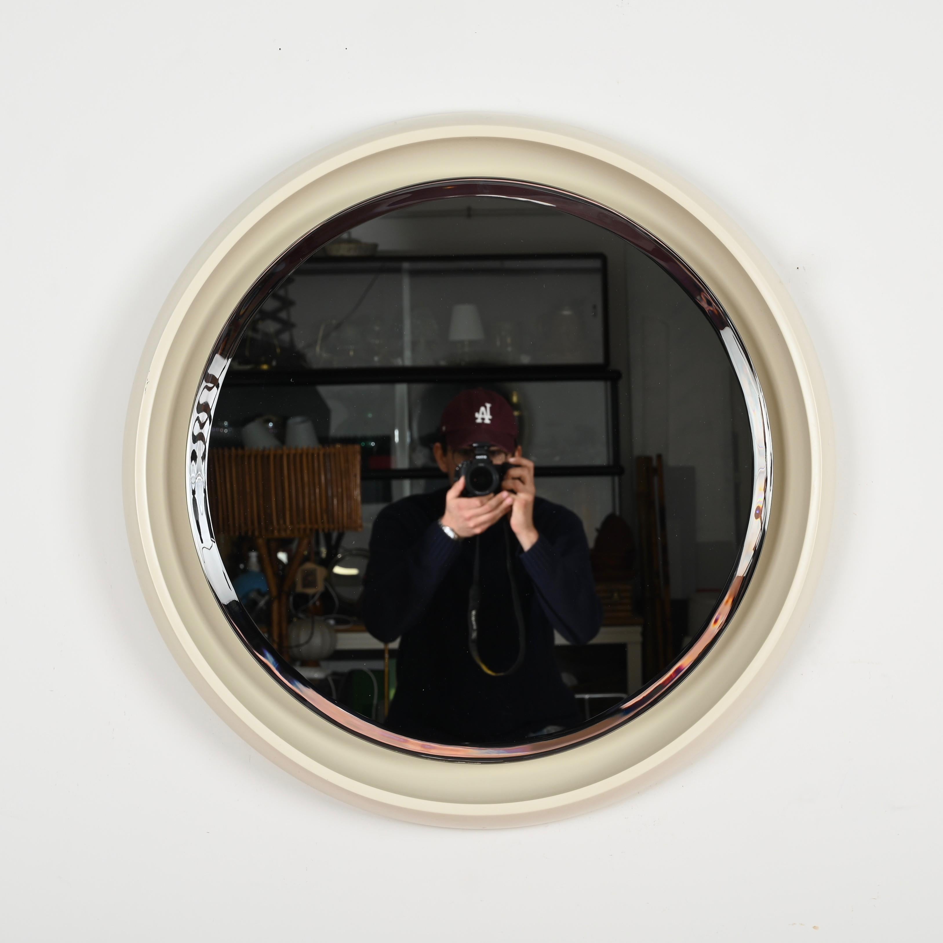 Grand miroir rond rétroéclairé et biseauté blanc en bois, Italie, 1970 en vente 3