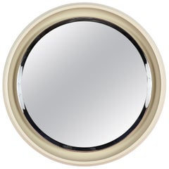 Grand miroir rond rétroéclairé et biseauté blanc en bois, Italie, 1970