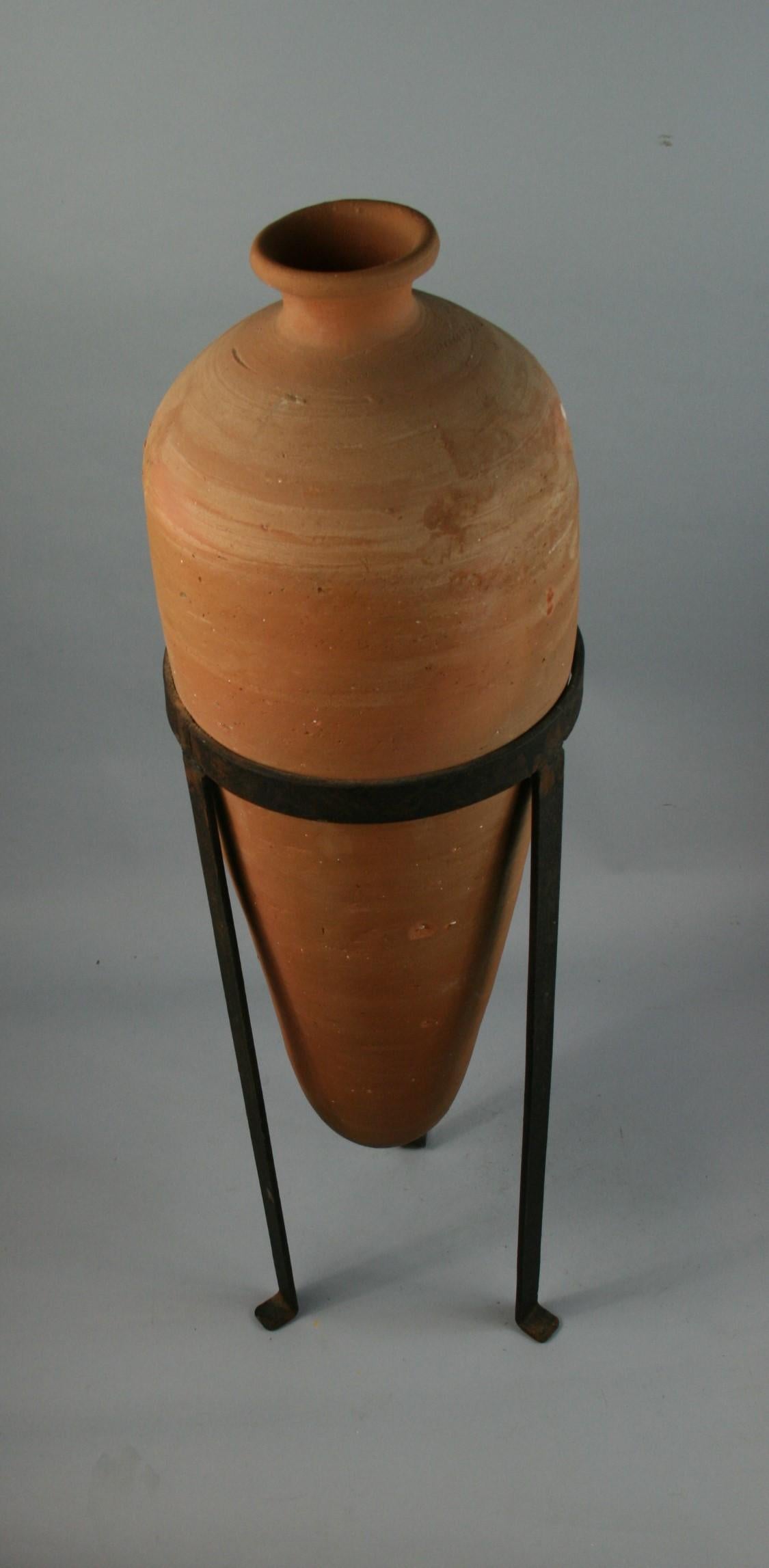 Italian Large Terracotta Urn Set in a Metal Base 1940 For Sale 4