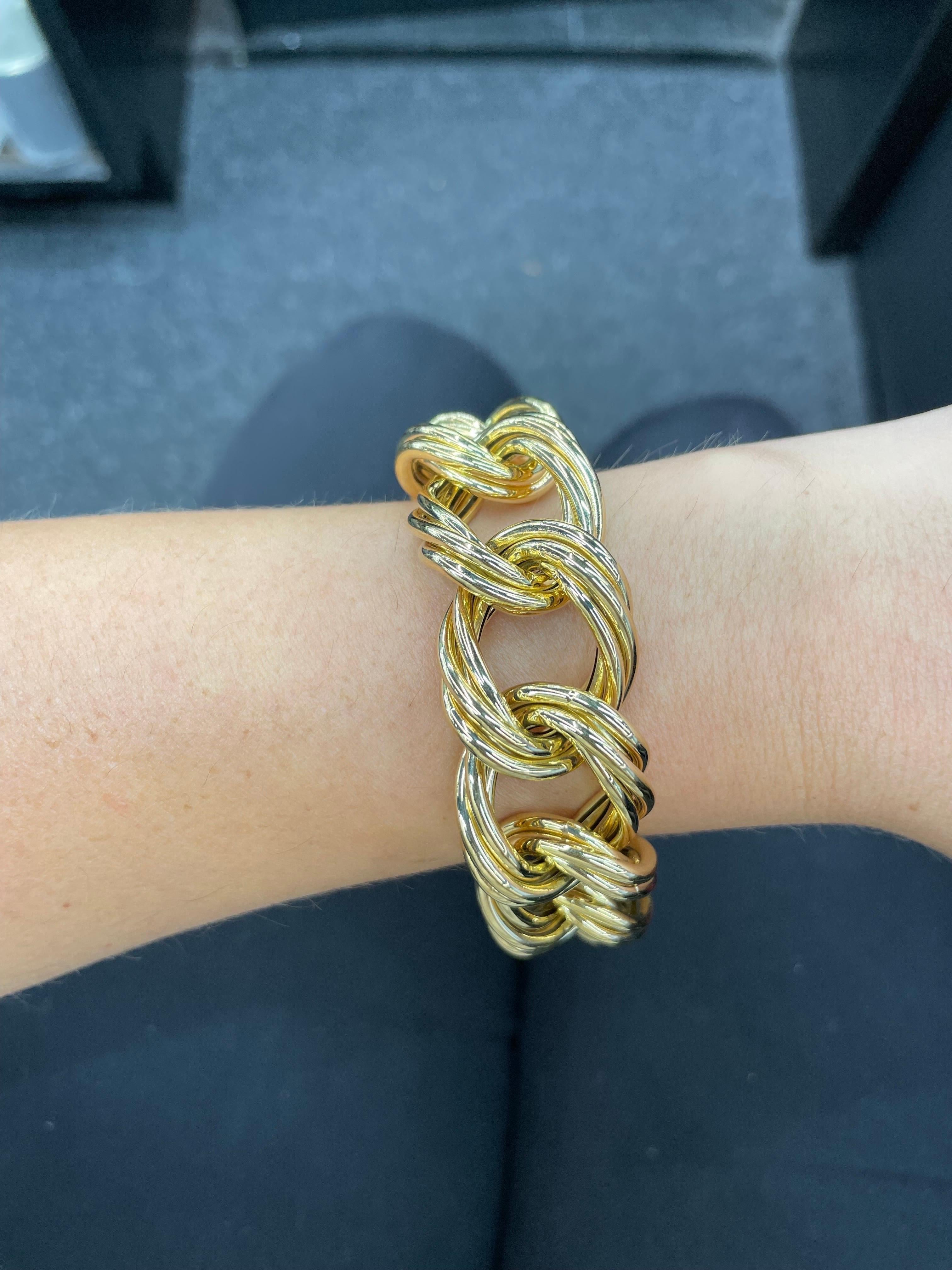 Italian Large Triple Link Bracelet 14 Karat Yellow Gold 35.1 Grams  4