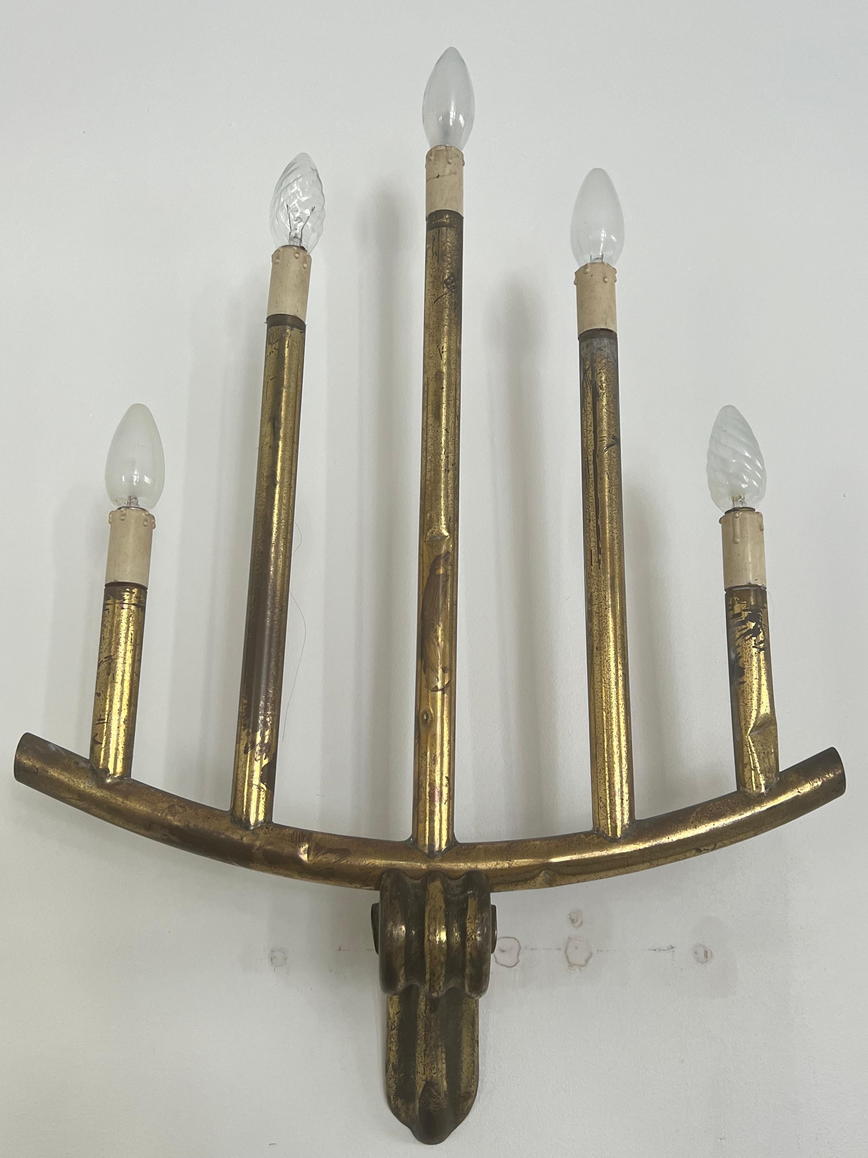 Grande applique italienne Art Deco en laiton.