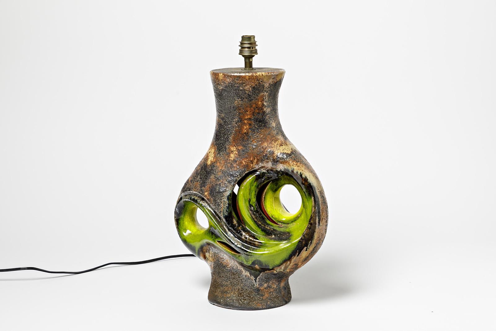 Mid-Century Modern Grande lampe de bureau italienne vintage en céramique aux couleurs noires et vertes, vers 1970  en vente
