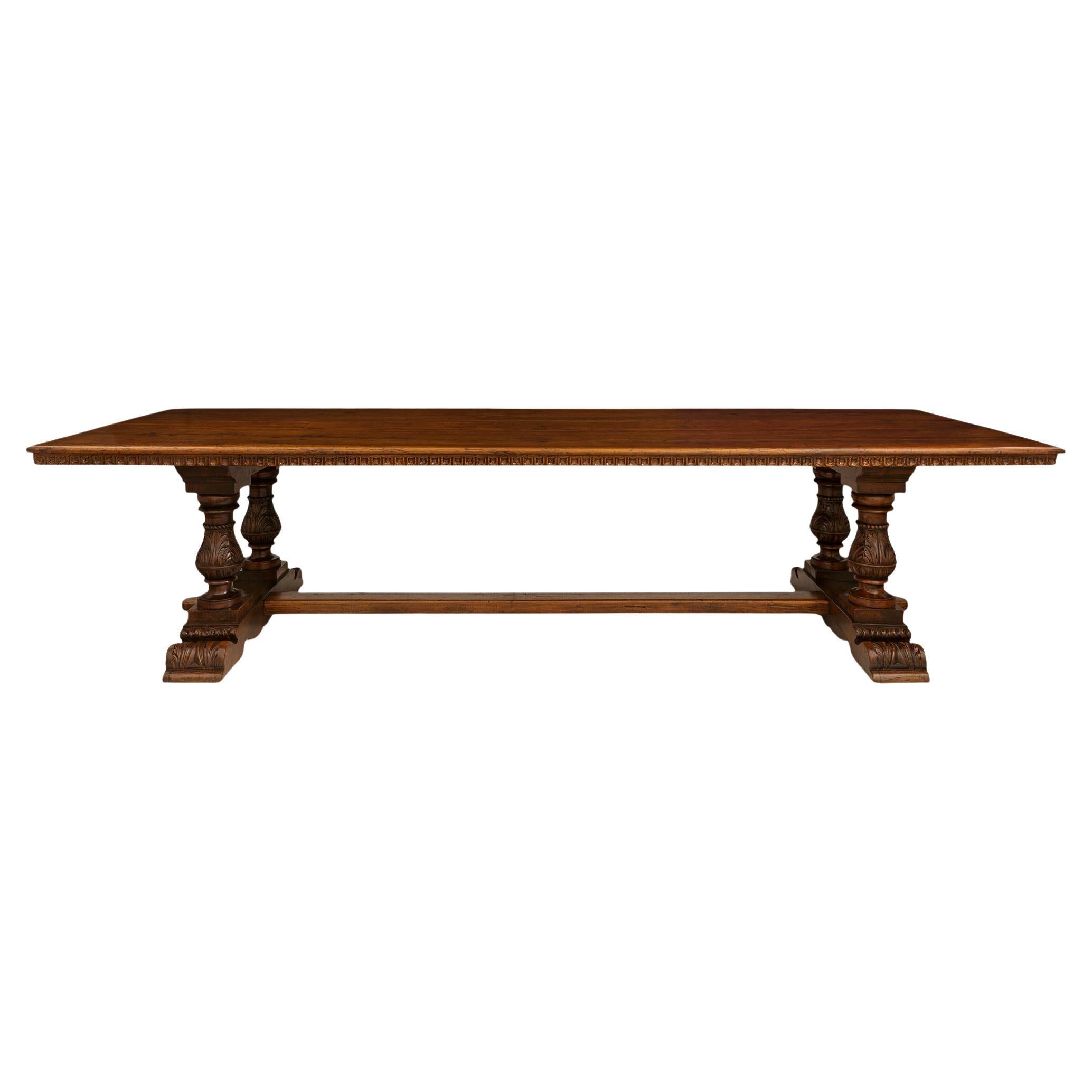 Italian late 17th century Baroque Period Walnut center/dining table