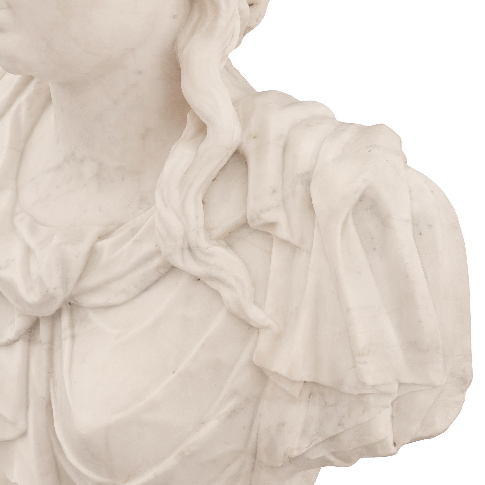 Italian, Late 17th / Early 18th Century, White Carrara Marble Bust of Athena For Sale 4