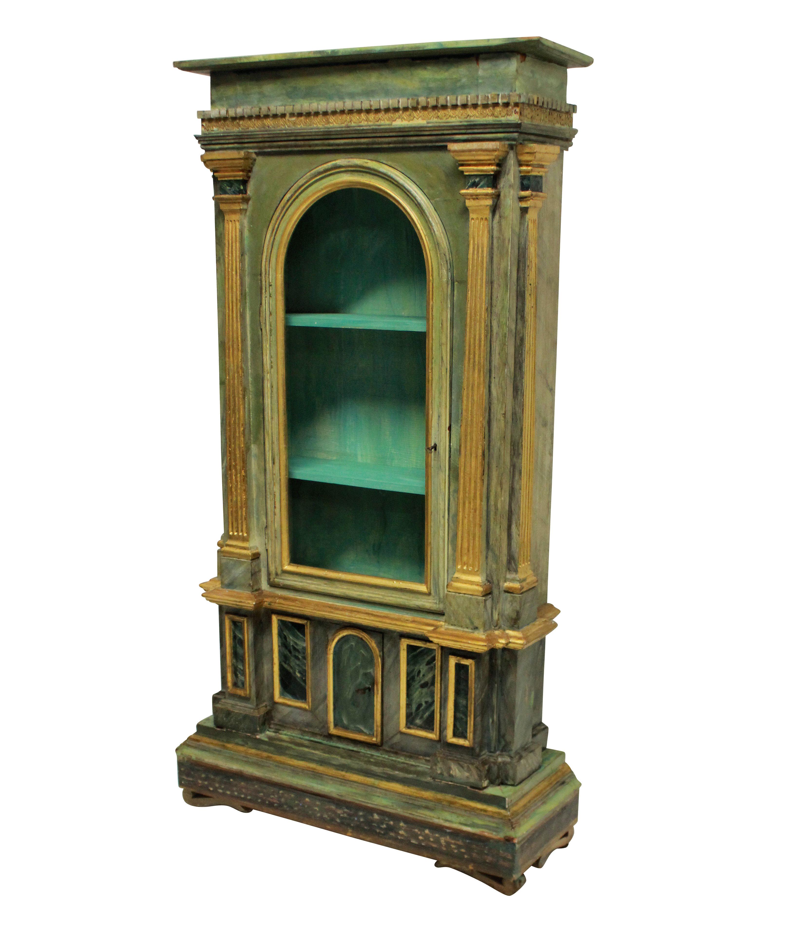 Italian Late 18th Century Display Cabinet In Good Condition In London, GB