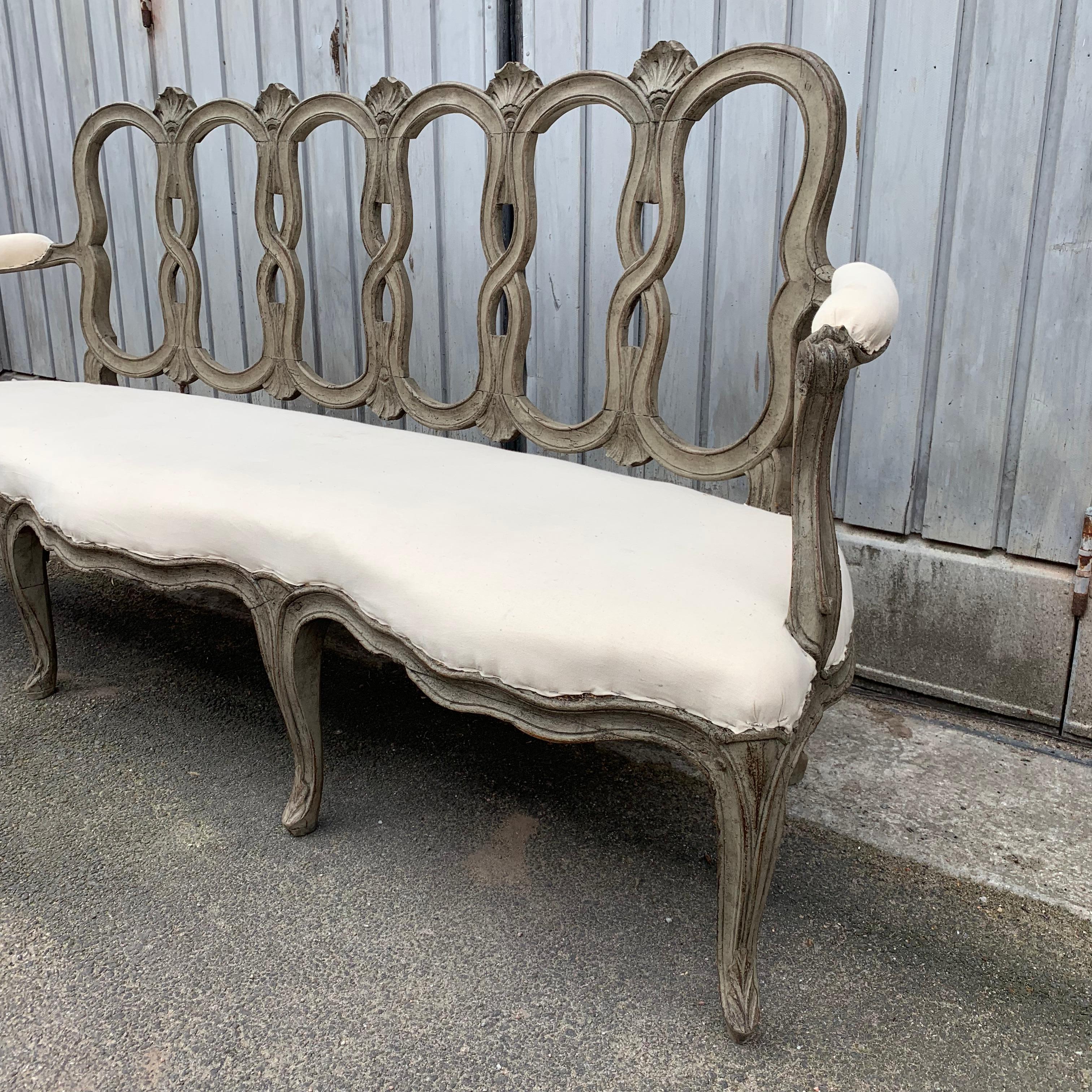 18th Century Italian Grey Painted Rococo Sofa or Settee For Sale 7