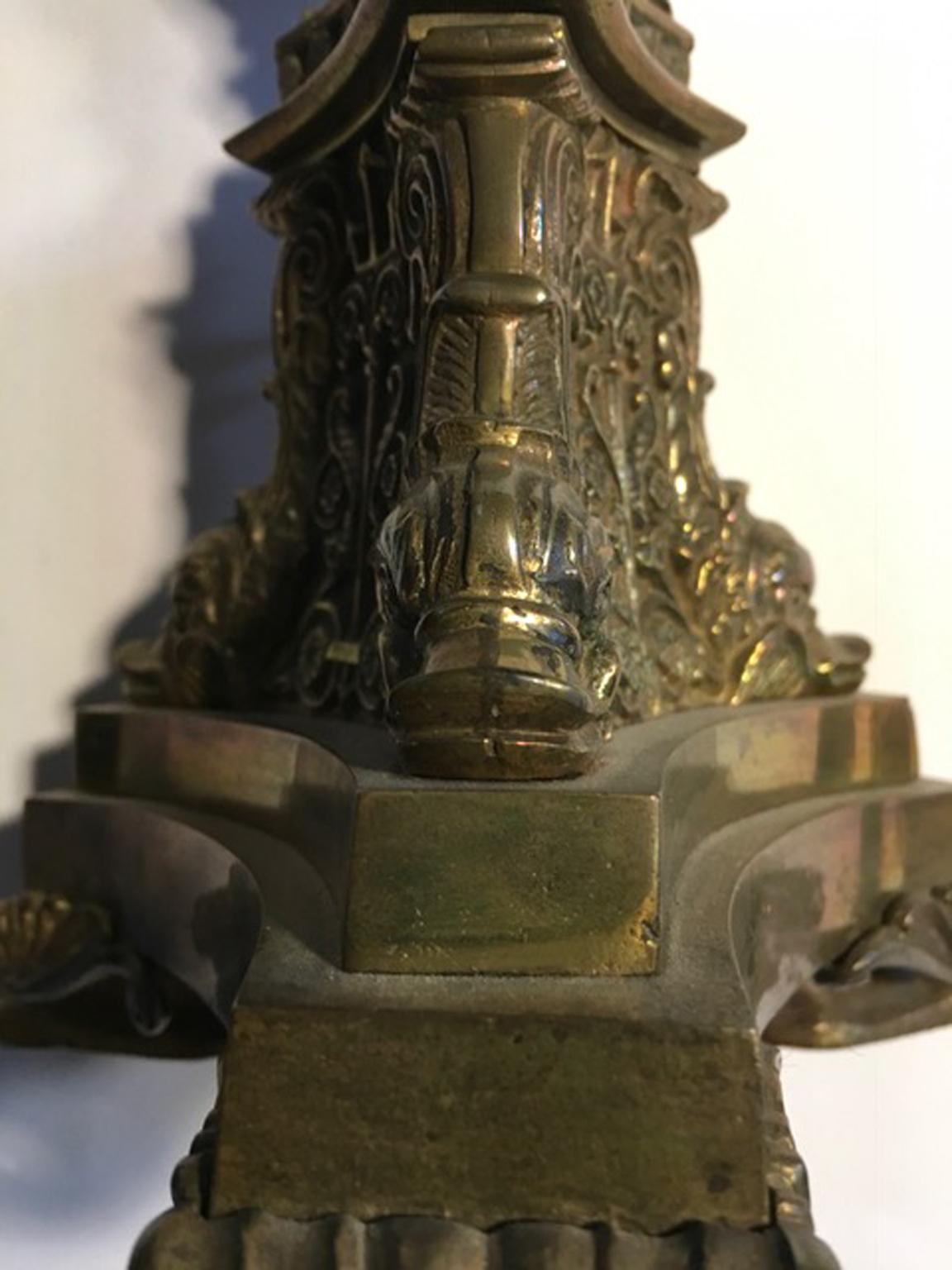 Italia Fine XVIII secolo Coppia di portacandele impero in ottone in vendita 7