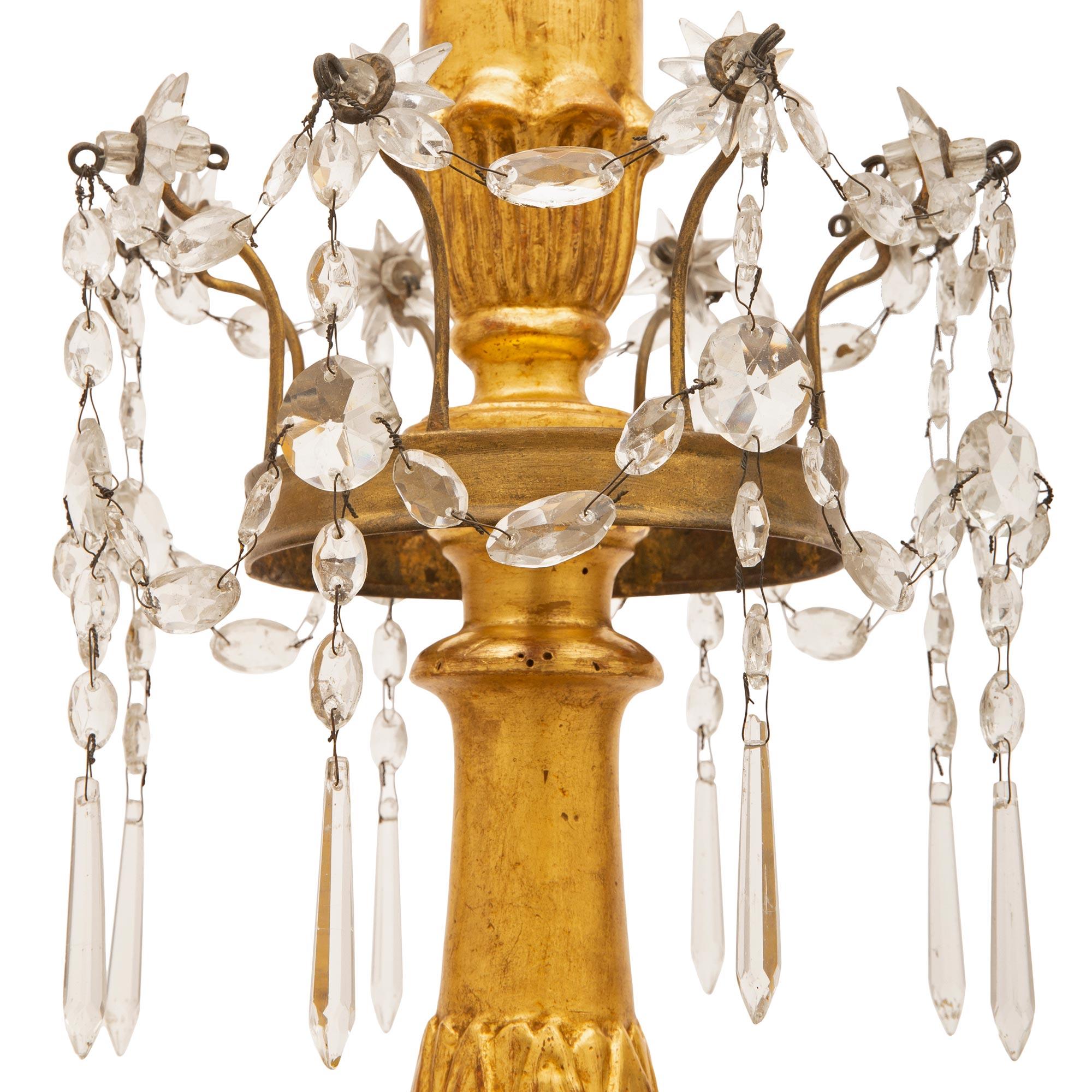 Giltwood Italian Late 18th Early 19th Century Chandelier For Sale
