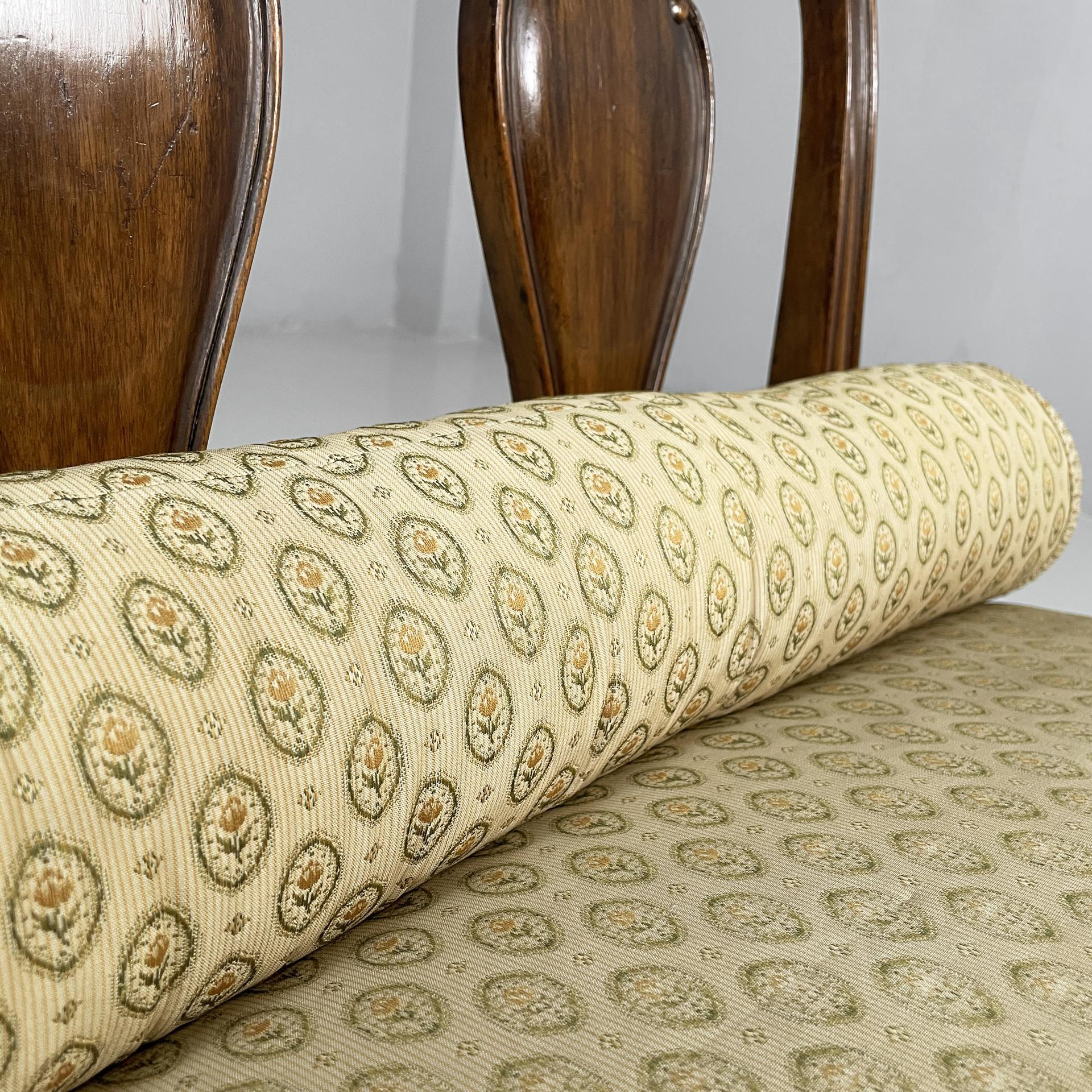 Poltrone italiane in stile fine Ottocento in legno e tessuto beige, anni '30 in vendita 6