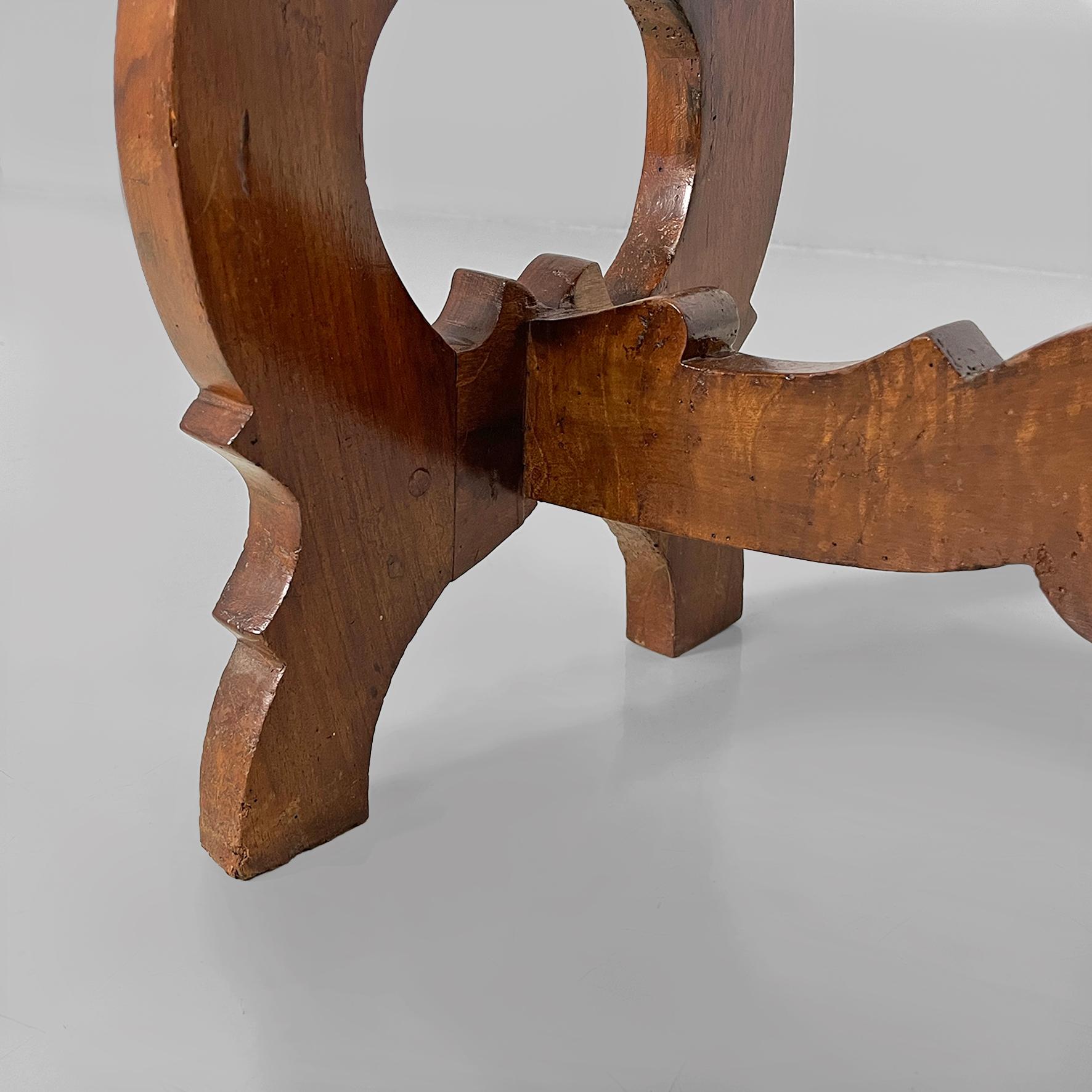Tables basses italiennes de la fin du XIXe siècle en bois finement ouvragé, années 1930 en vente 8