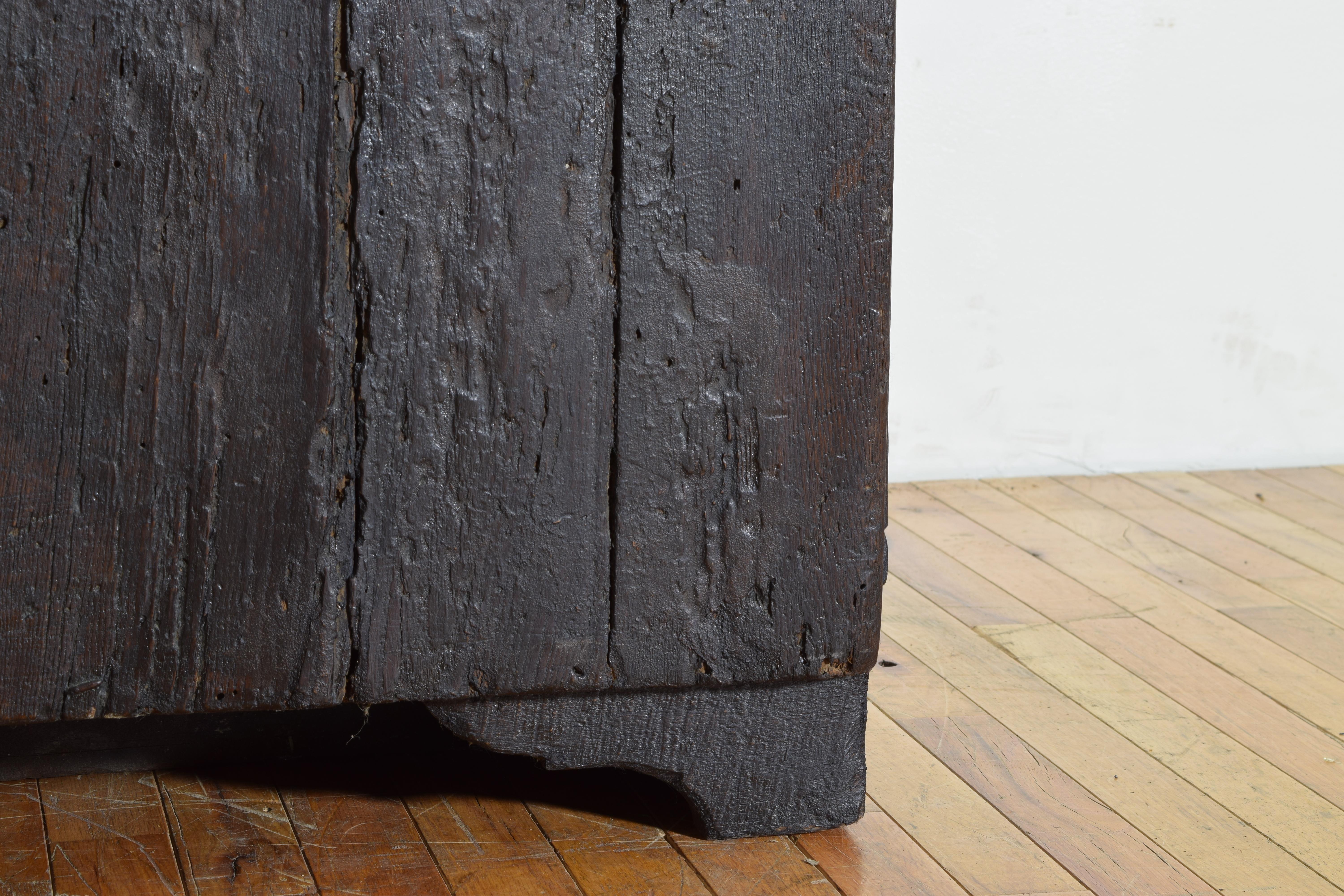 Italian Late Baroque Ebonized Oak 1-Door Footed Cabinet, early 18th cen. & later For Sale 8