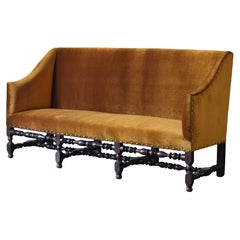 Italian Late Baroque Period Walnut and Upholstered Divano, ca. 1700