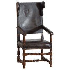 Italian Late Baroque Period Walnut 
Leather Upholstered Poltrona, ca. 1700