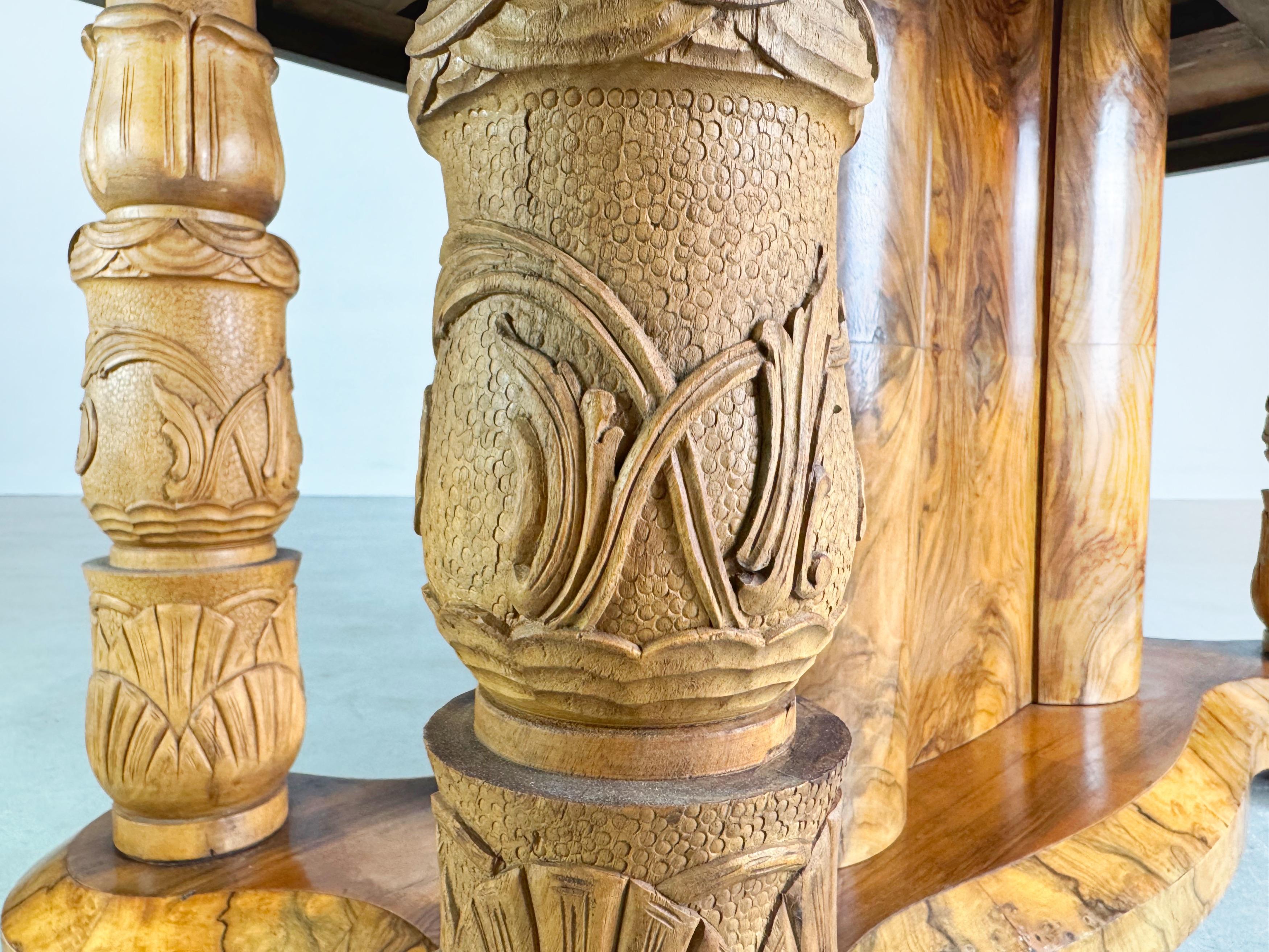 Table de salle à manger italienne rococo baroque tardif Mobili Cantù noyer 1920 en vente 4