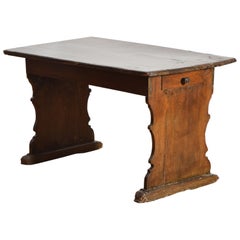 Italian Late Baroque Walnut 2 Drawer Low Table, mid 18th century