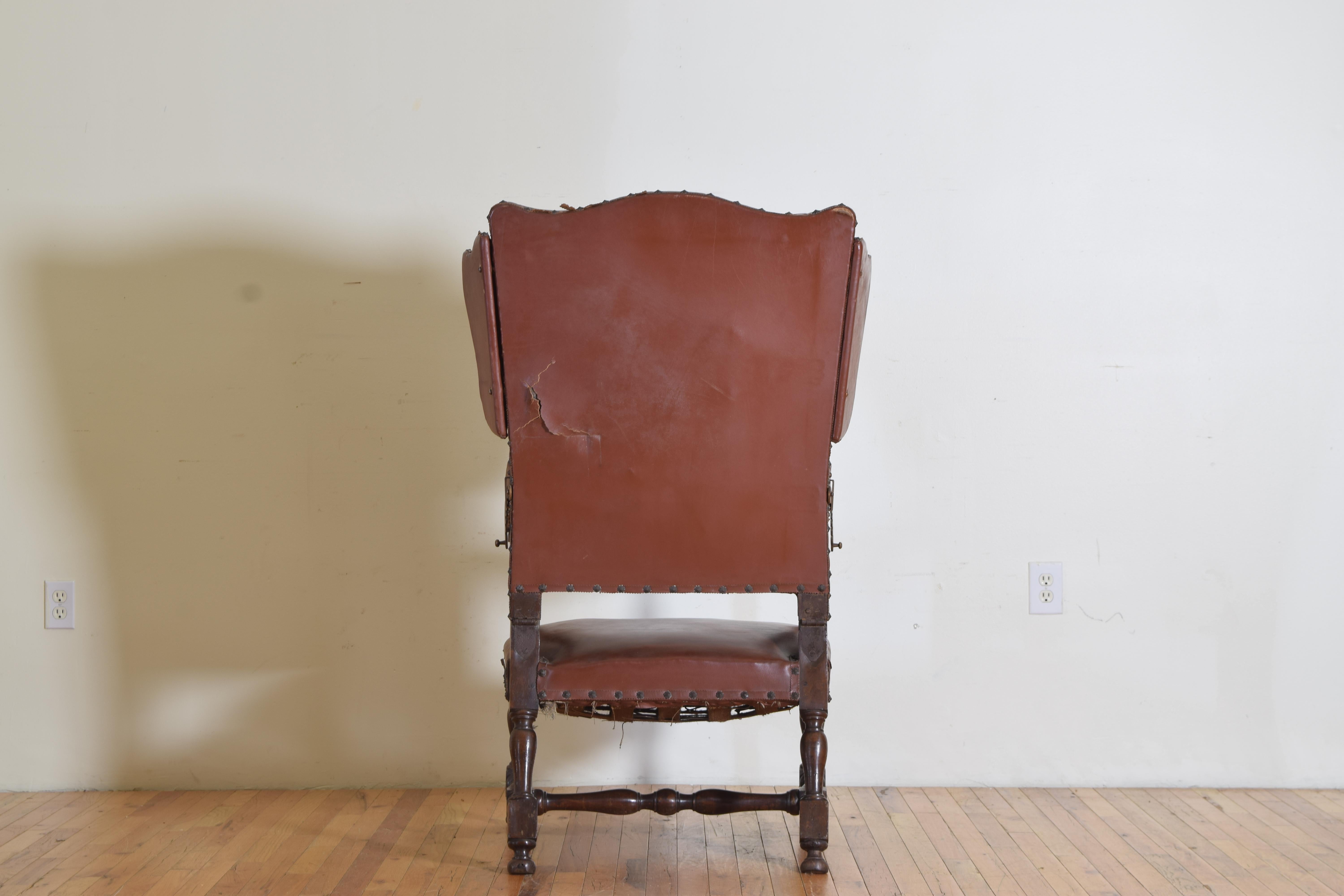 Italian Late Baroque Walnut & Upholstered Reclining Ratchet Armchair, ca. 1715 For Sale 1