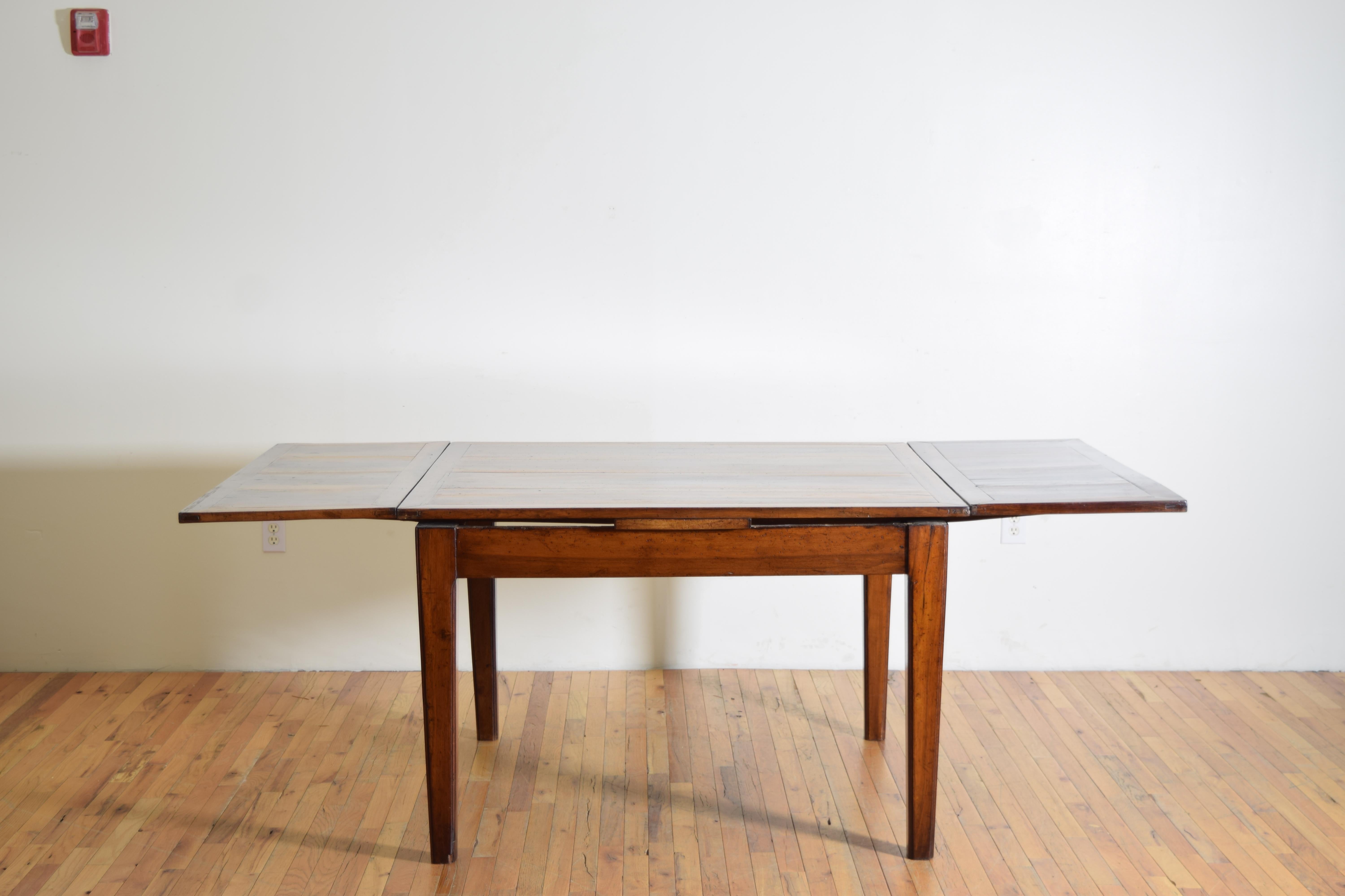 Mid-19th Century Italian Late Neoclassic Solid Walnut Metamorphic Kitchen Dining Table, ca. 1840 For Sale