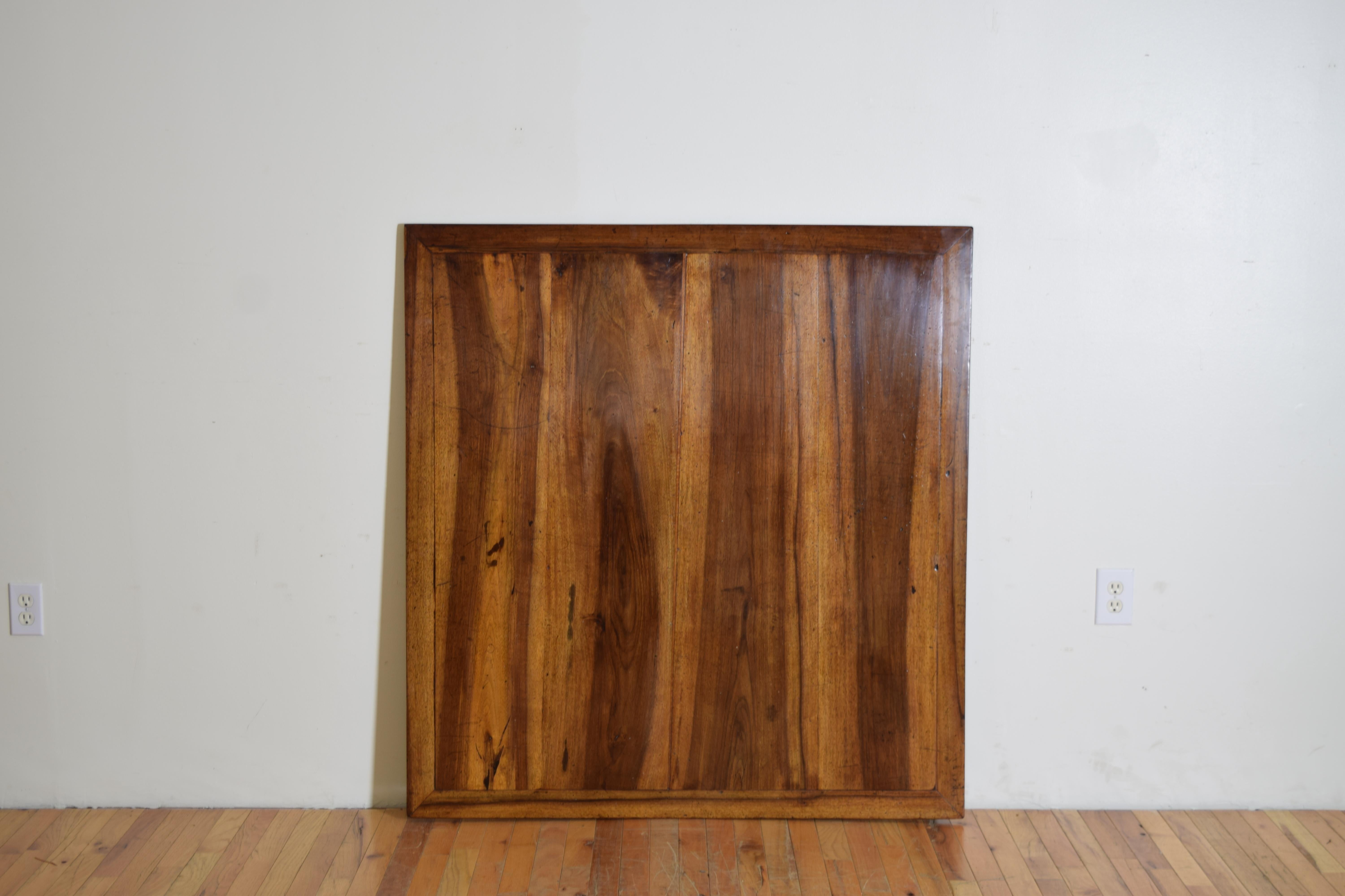 Italian Late Neoclassic Solid Walnut Metamorphic Kitchen Dining Table, ca. 1840 For Sale 4