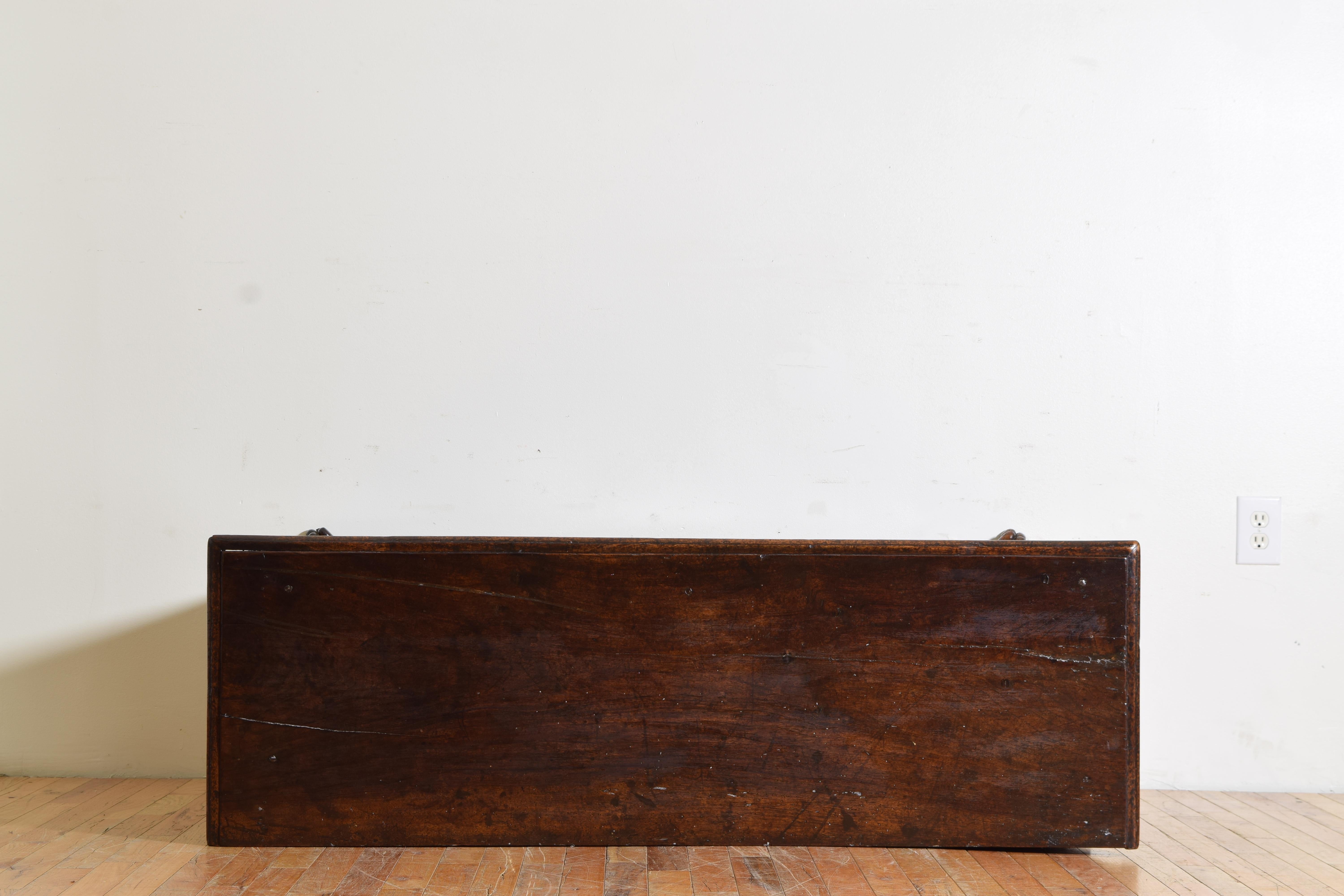 Italian Late Renaissance Carved Walnut 2-Drawer, 2-Door Credenza, 17th century For Sale 7