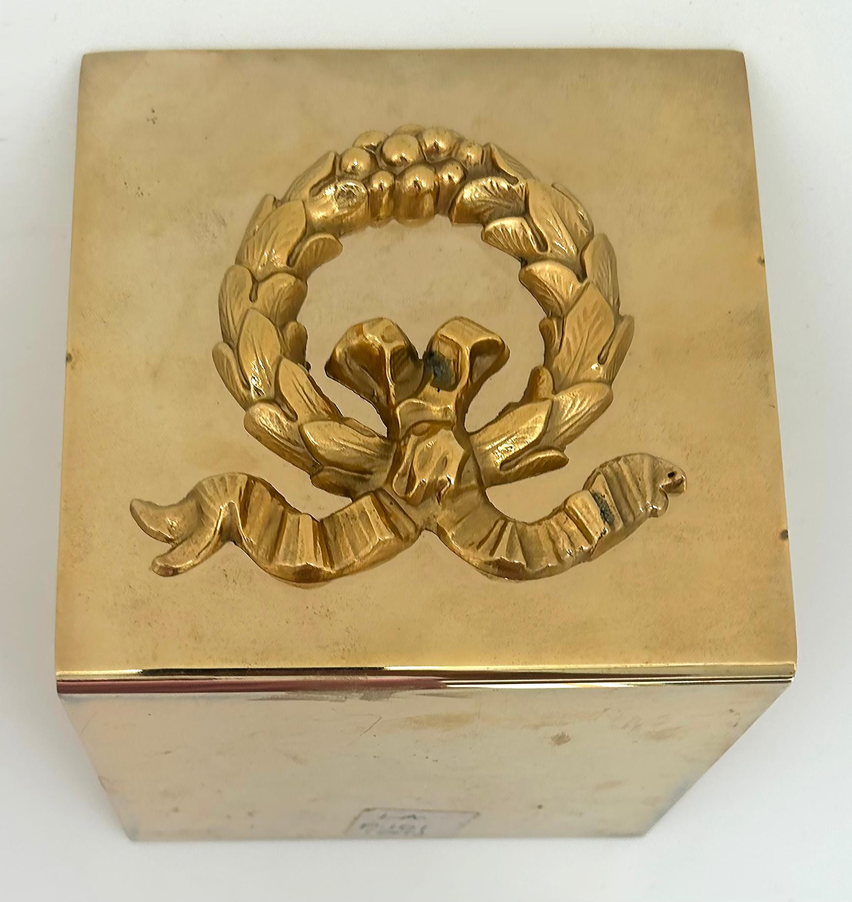 Italian Laudarte SRL Gilt Bronze Wreath Bookends by Giovanni Malerba For Sale 1