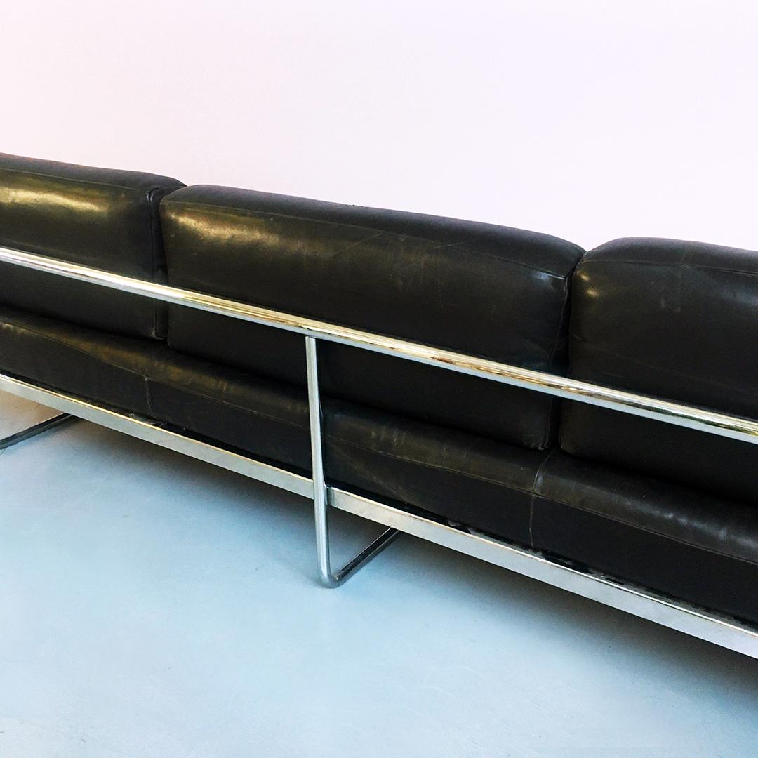 Italian LC5 Sofa by Le Corbusier, P.Jeannaret, and C.Perriand for Cassina, 1974 6