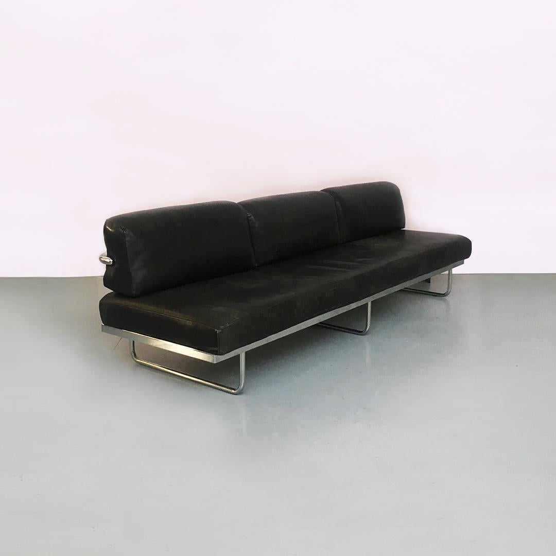 Italian LC5 Sofa by Le Corbusier, P.Jeannaret, and C.Perriand for Cassina, 1974 2