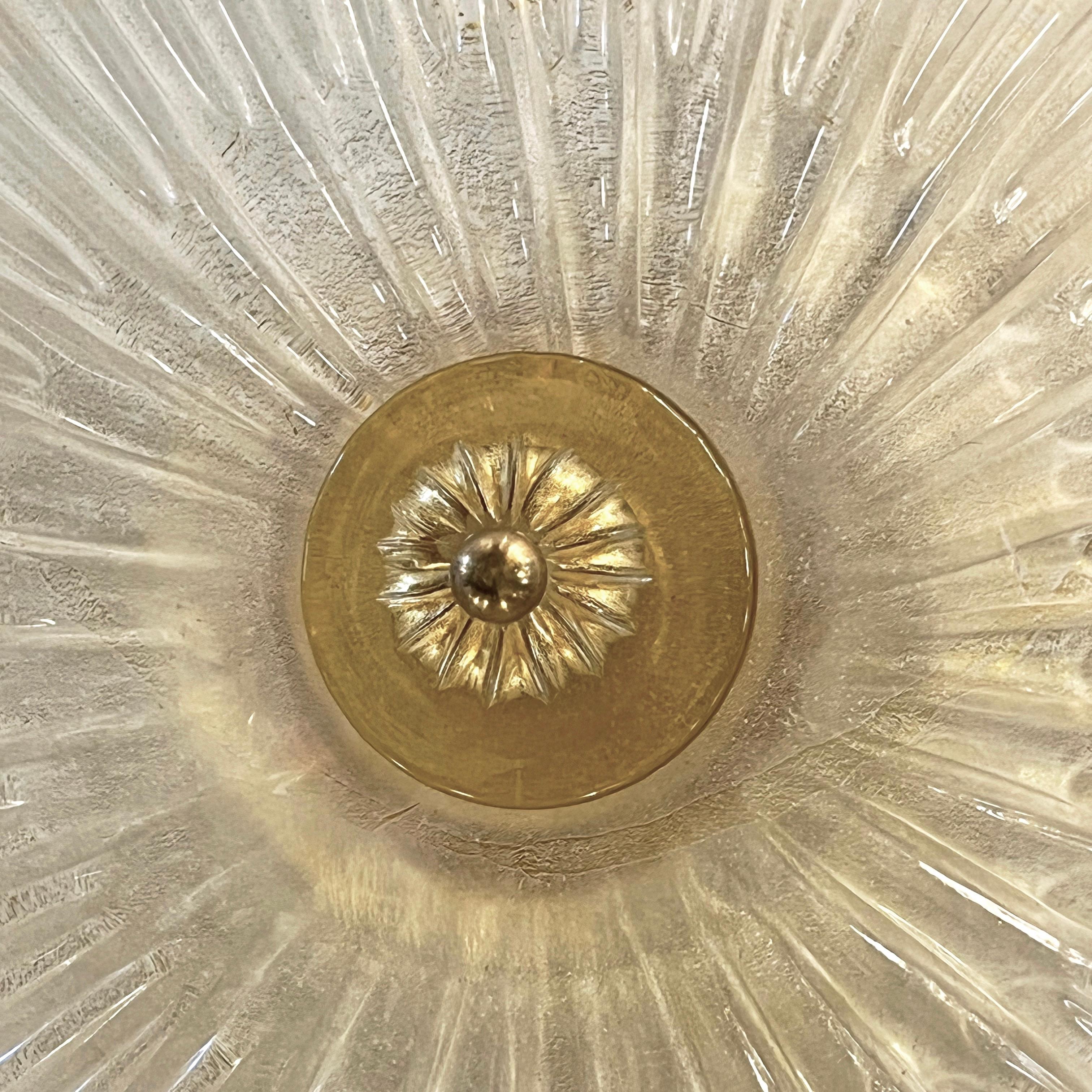 Lampadario ad incasso in vetro di Murano bianco perla e oro di Italian Leaf Decor 1980 in vendita 1