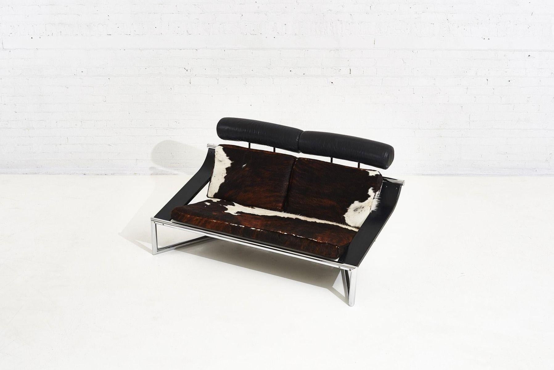 Post-Modern Italian Leather and Chrome Settee Adjustable Headrests
