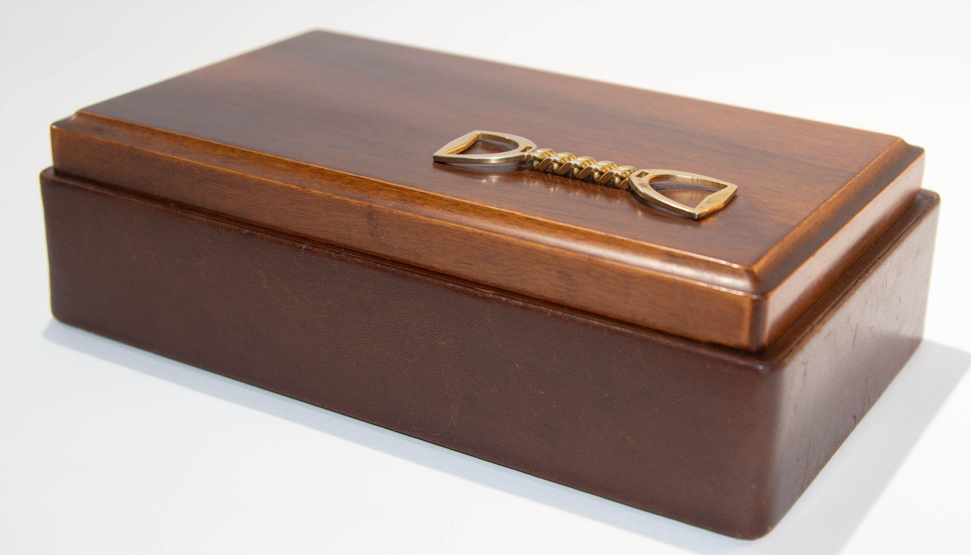 Mid-Century Modern Italian Leather and Wood Jewelry Vanity Box with Stirrup Horse Brass Chain