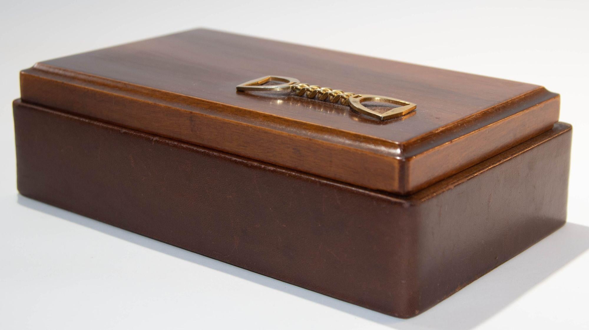Italian Leather and Wood Jewelry Vanity Box with Stirrup Horse Brass Chain 3