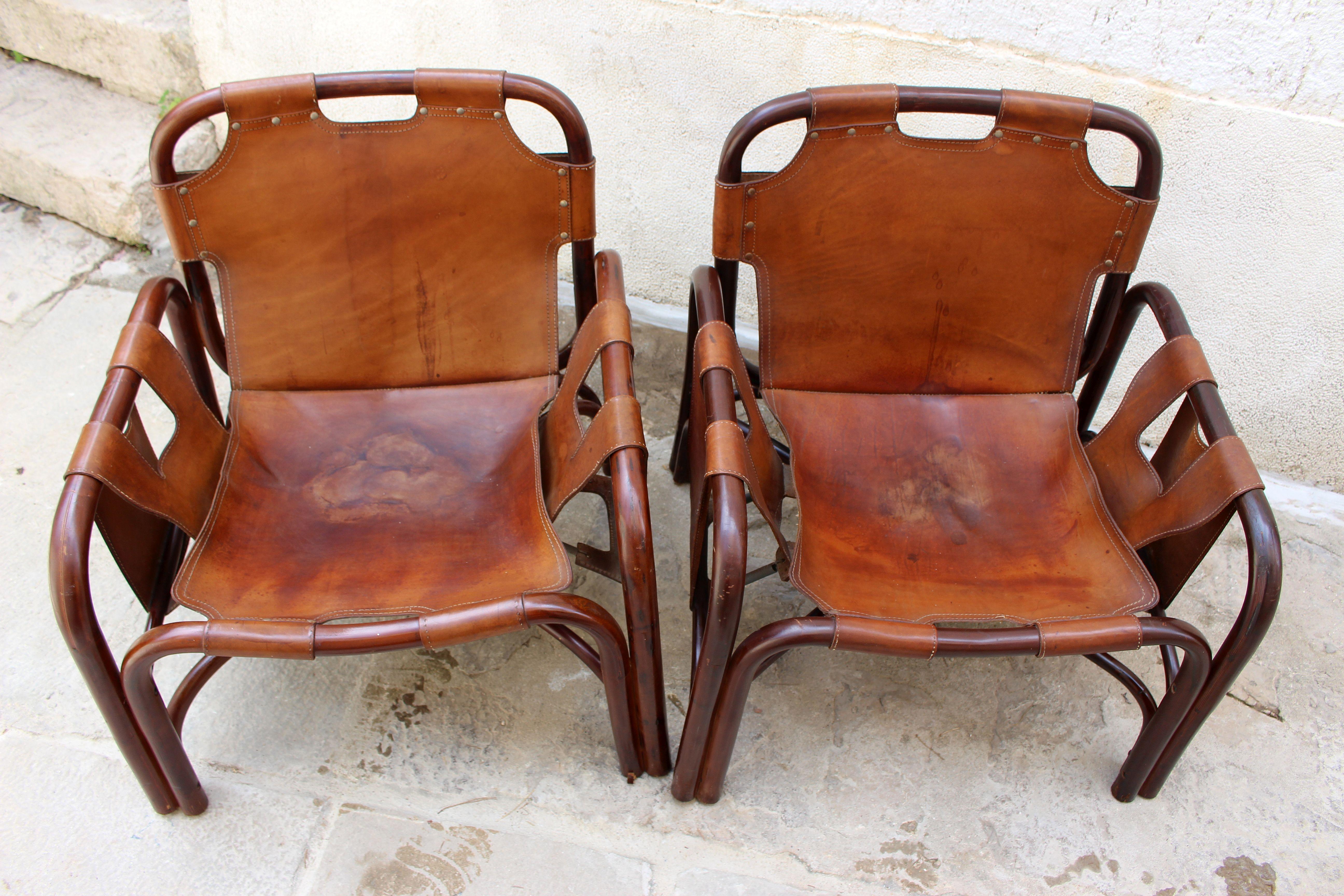 Mid-Century Modern Italian Leather Armchairs by Bonacina Designed by Tito Agnoli 