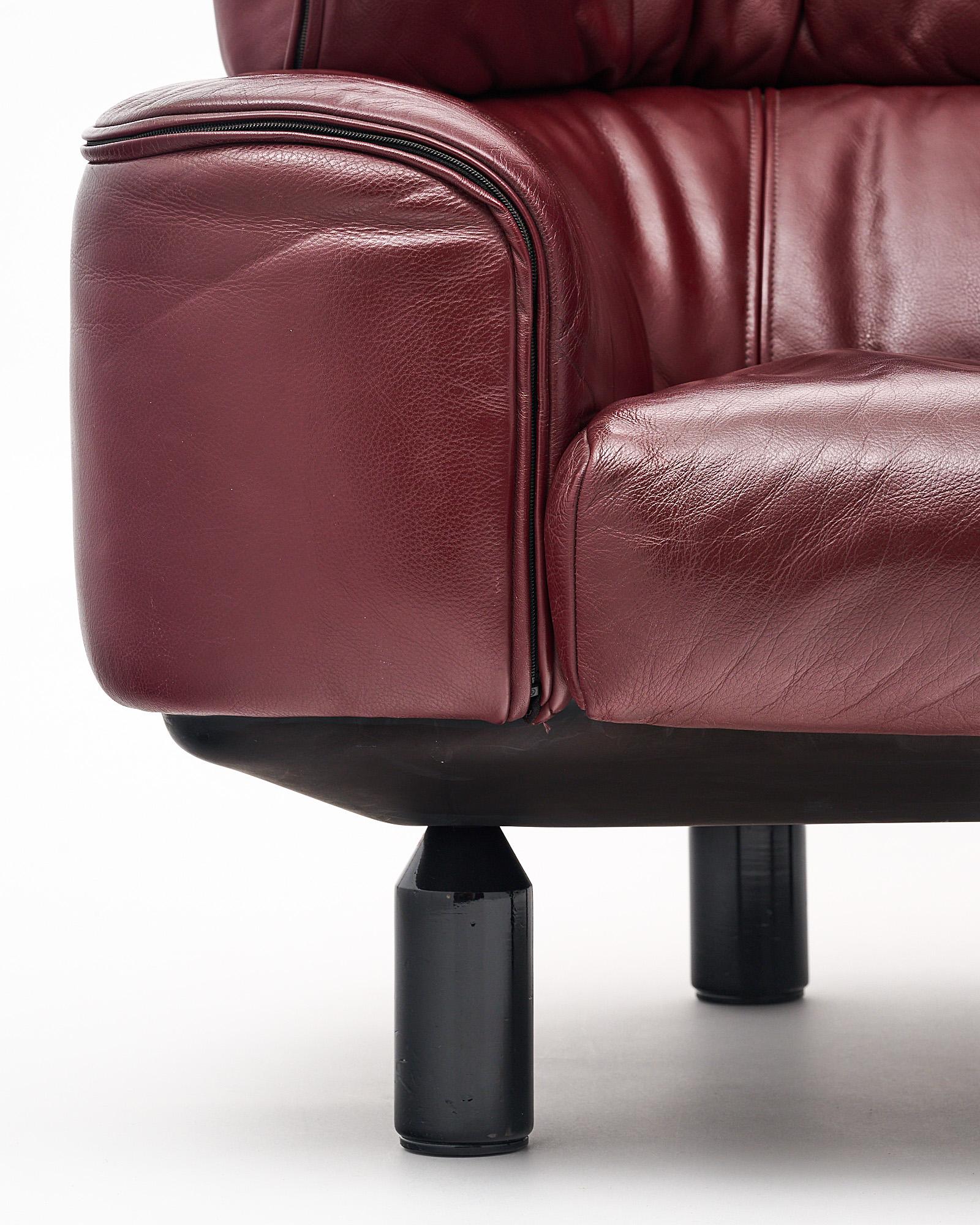 Italian Leather Armchairs by Cassina  1